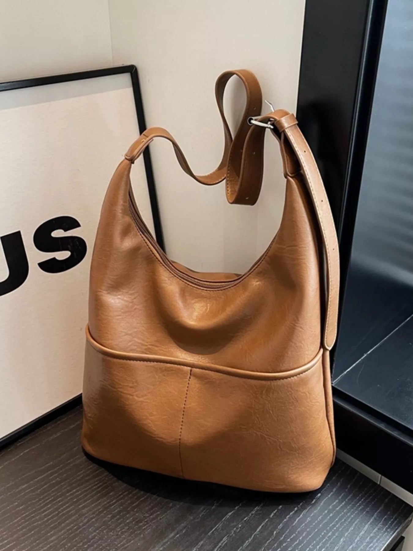 Adjustable Strap Shoulder Bag Secondary image