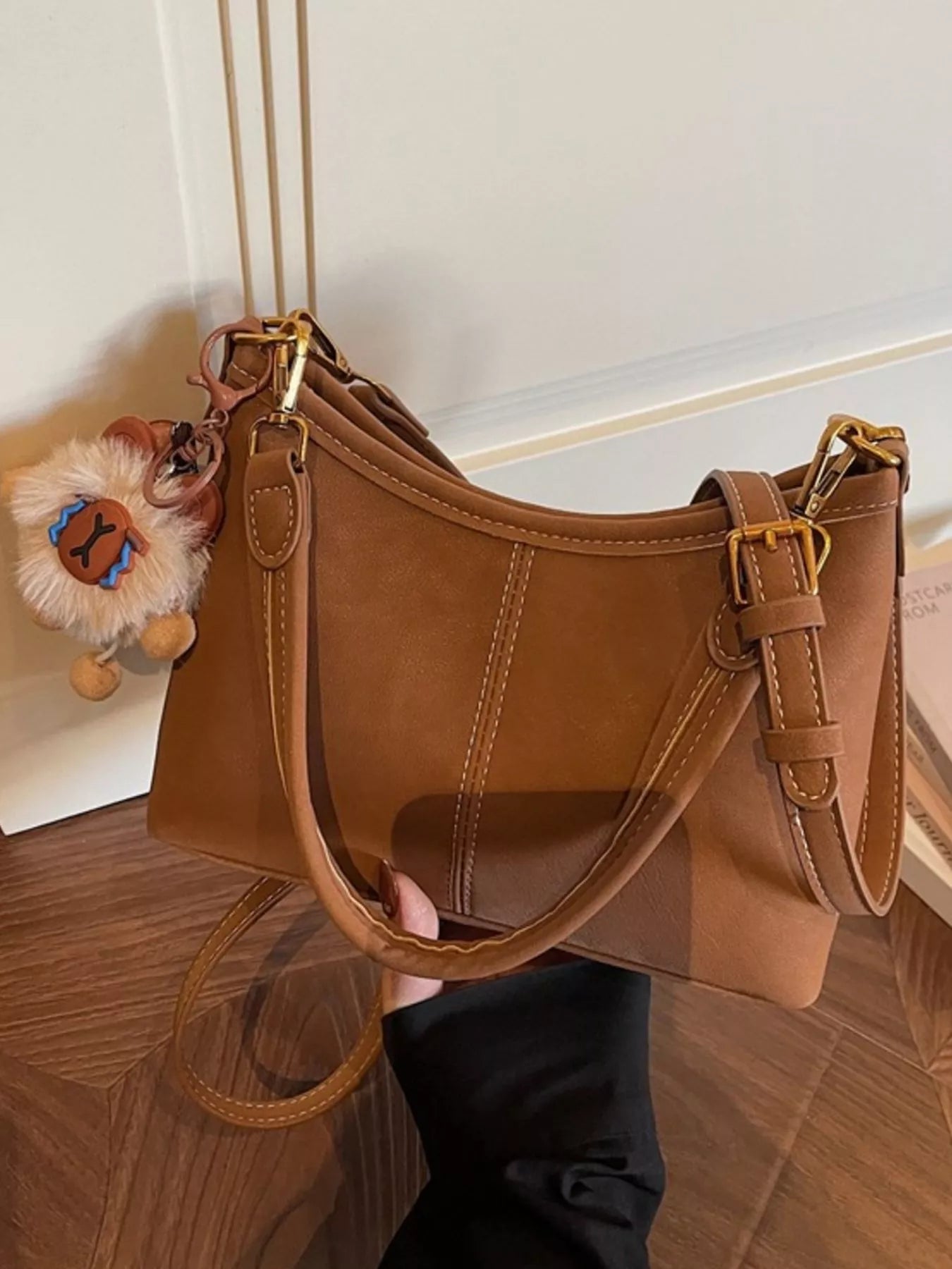 Adjustable Strap Shoulder Bag Secondary image