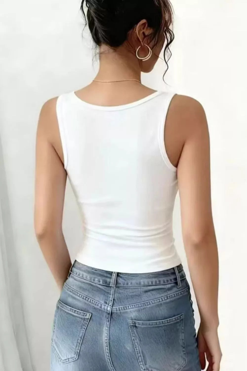 Lace Trim Fitted Tank Top Secondary image