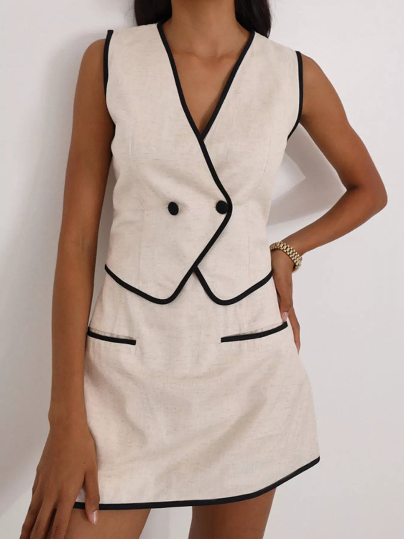 Contrast Trim Vest and Skirt Set Secondary image