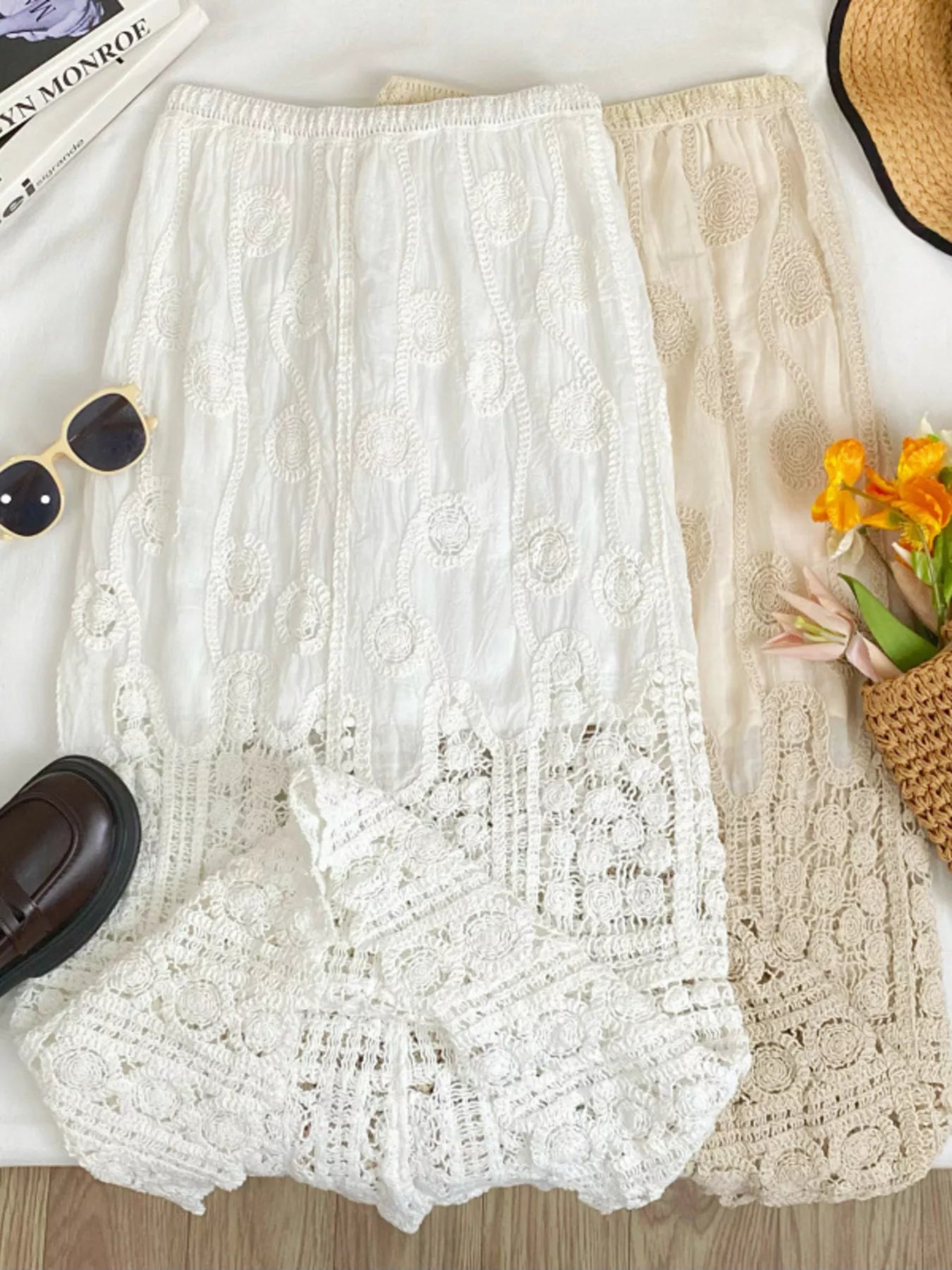 Lace Elastic Waist Midi Skirt Secondary image
