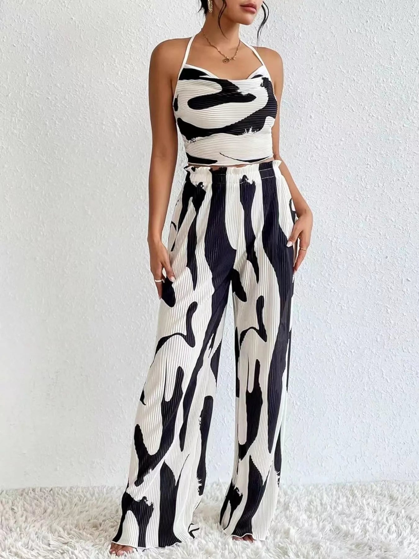 Abstract Print Halter Neck Crop Top and Wide Leg Pants Set Secondary image