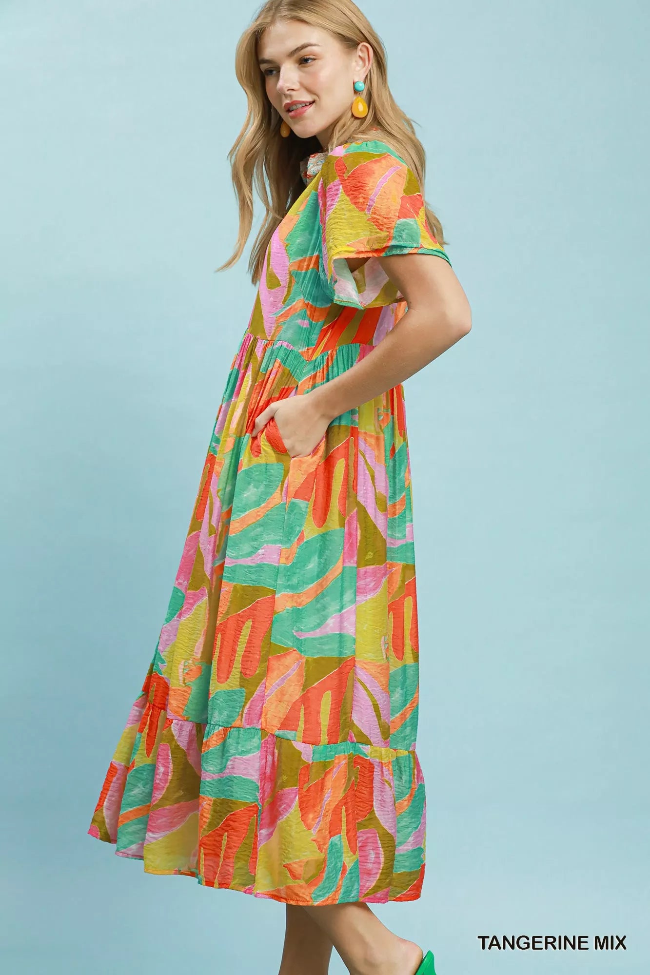 Umgee Abstract Tropical Print Tiered Midi Dress Secondary image
