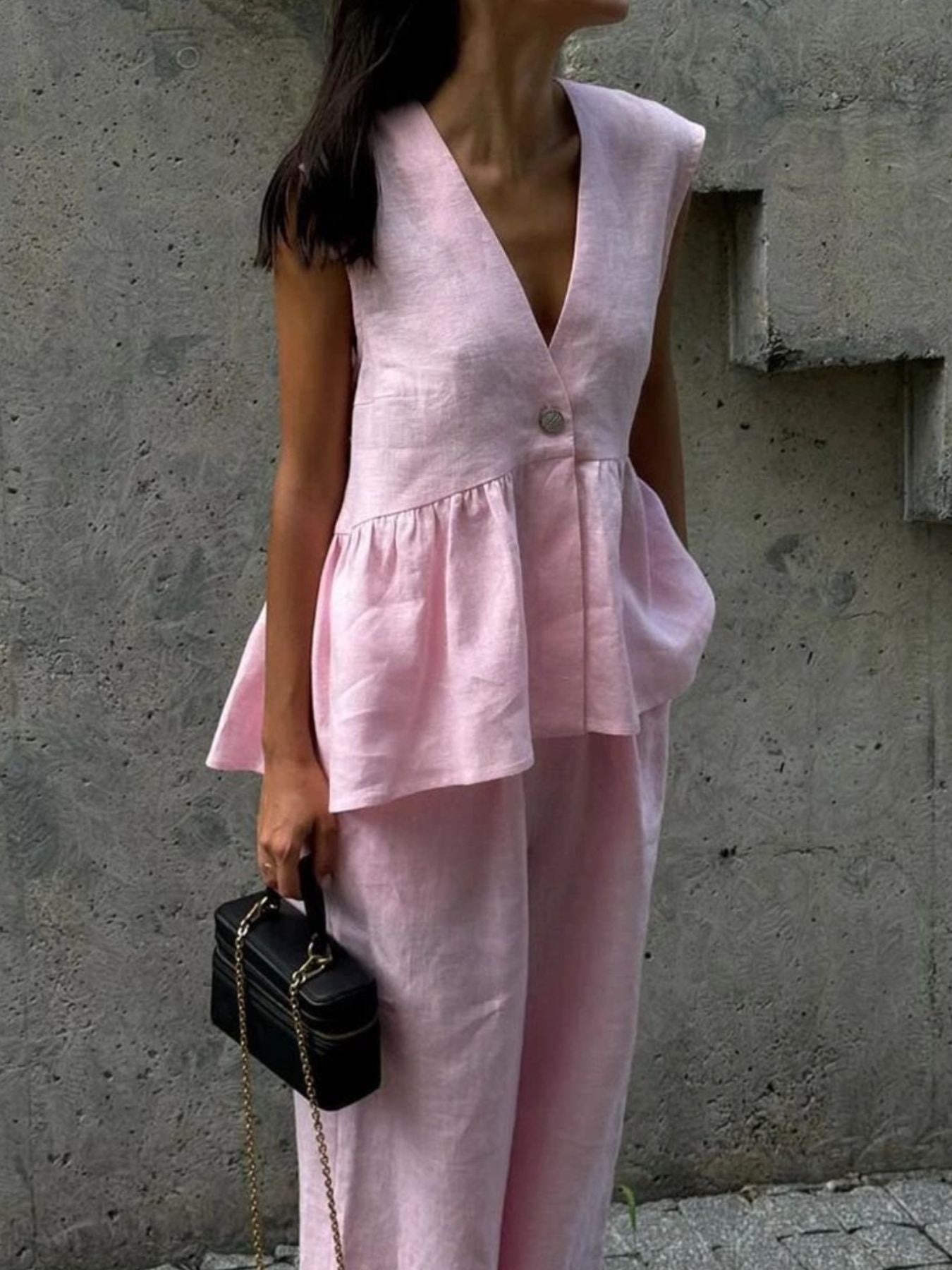 One Button Sleeveless Top and Wide-Leg Pants Set Secondary image