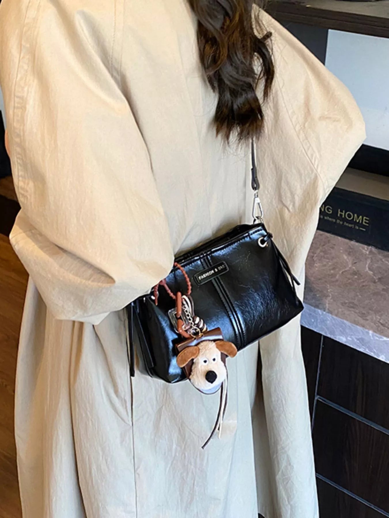 Adjustable Strap Crossbody Bag Secondary image