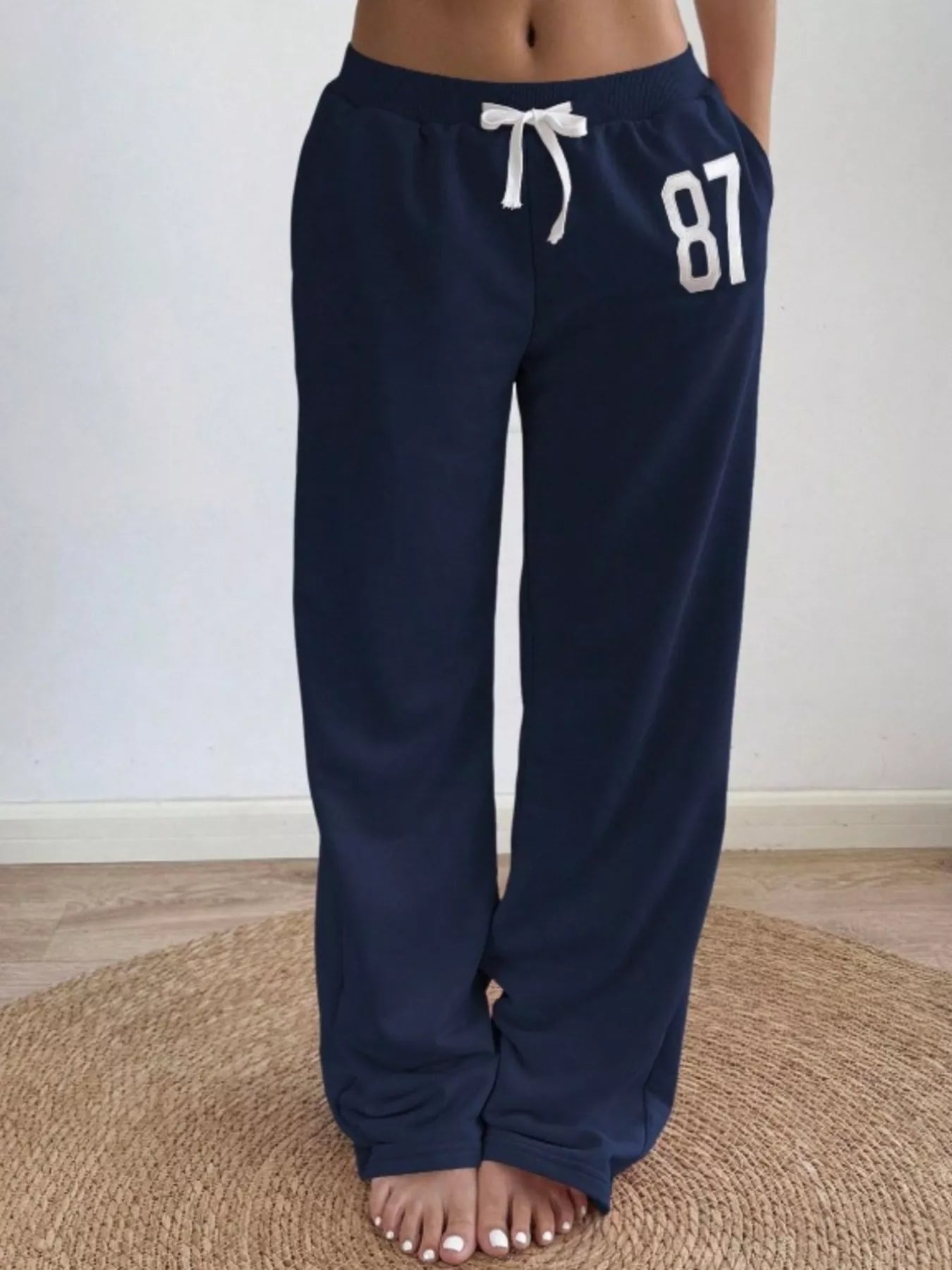 Drawstring Wide Leg Pants Secondary image