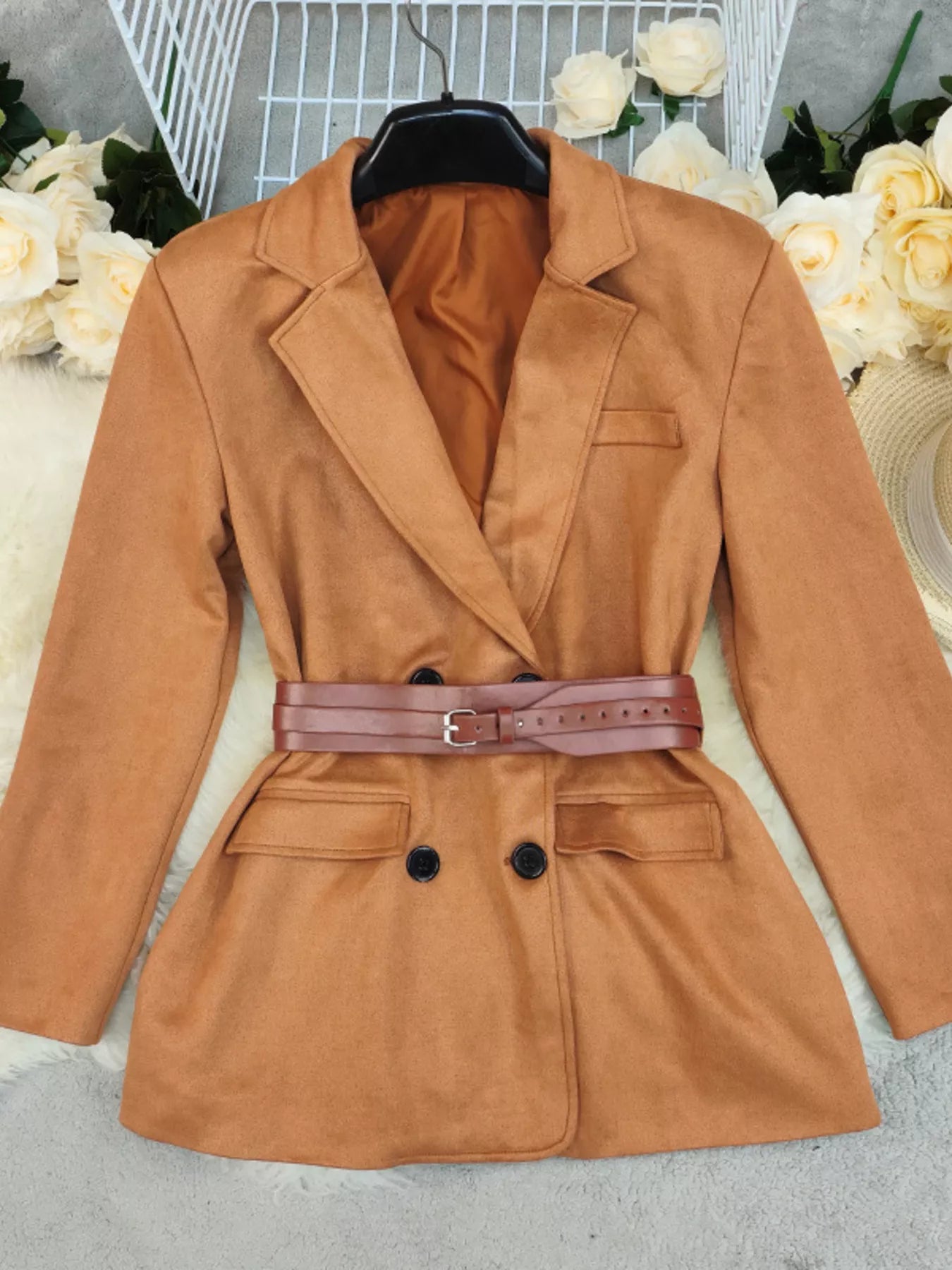 Double-Breasted Lapel Collar Blazer Secondary image