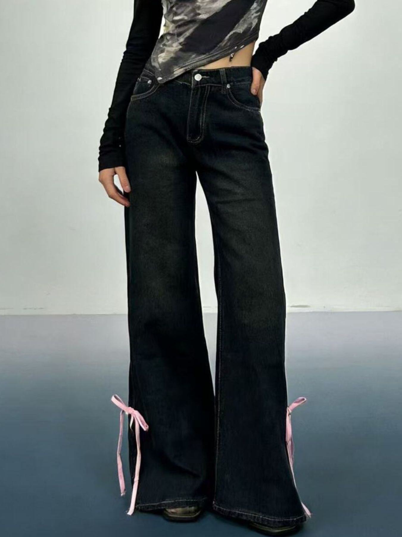 Ribbon Detail Flare Jeans Secondary image