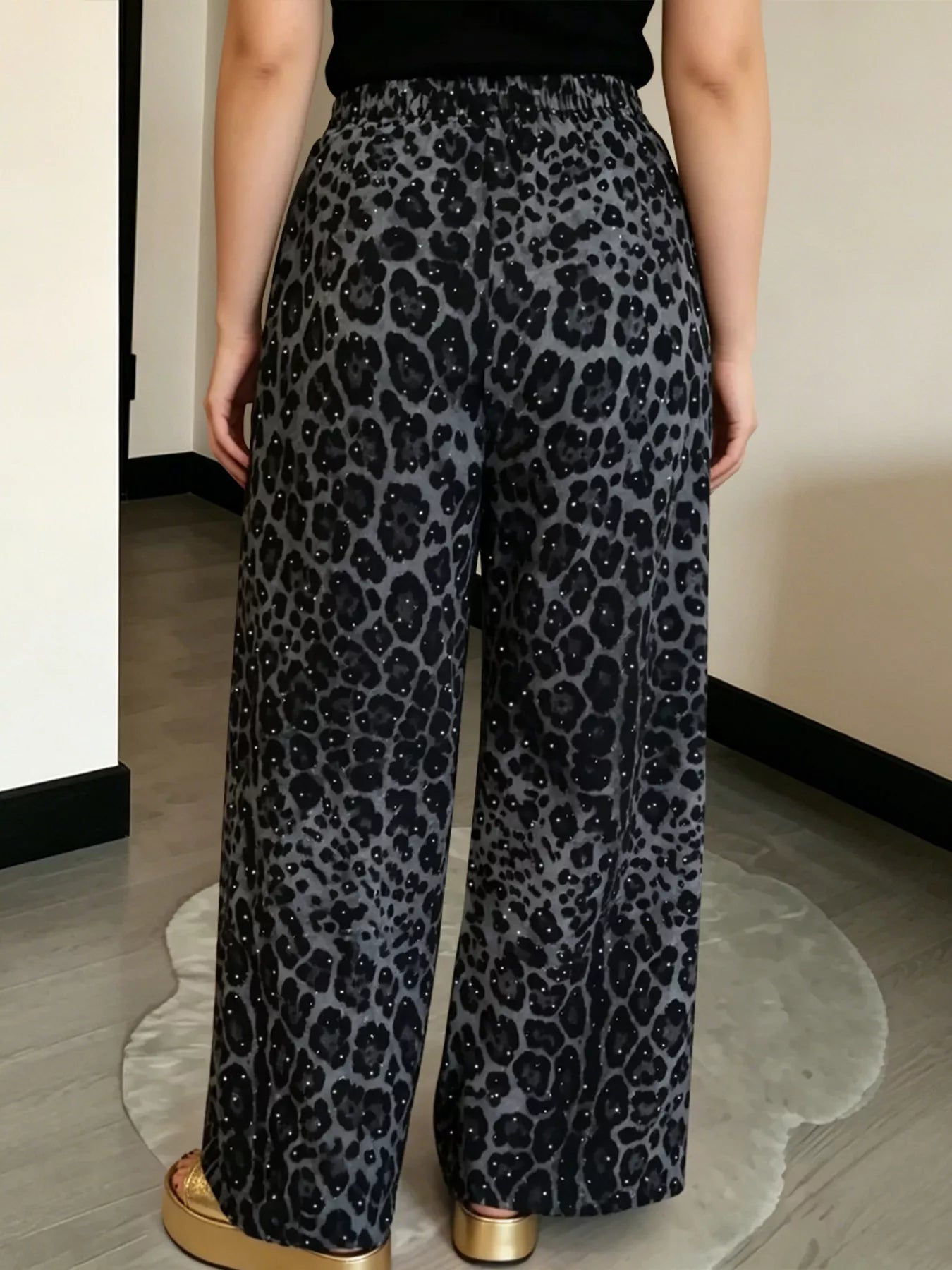Drawstring Wide-Leg Pants Secondary image