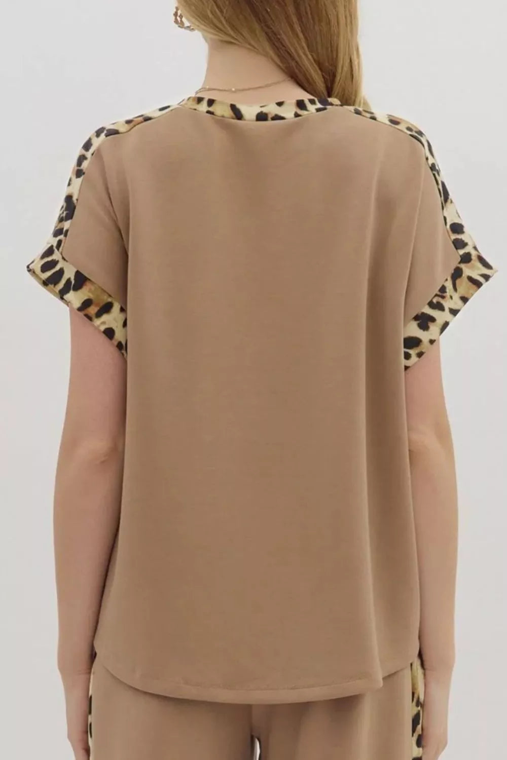 Light French Leopard Trim Round Neck Loose T Shirt Secondary image