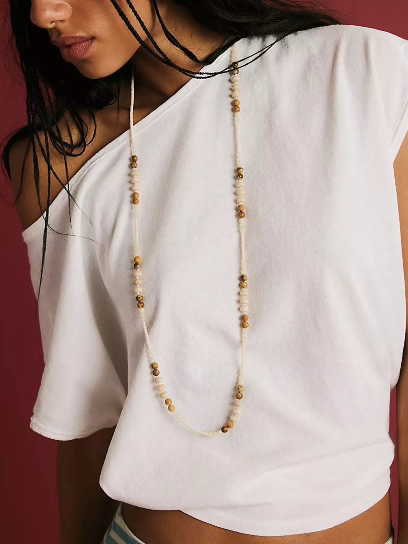 One Shoulder Solid Color T-Shirt Secondary image