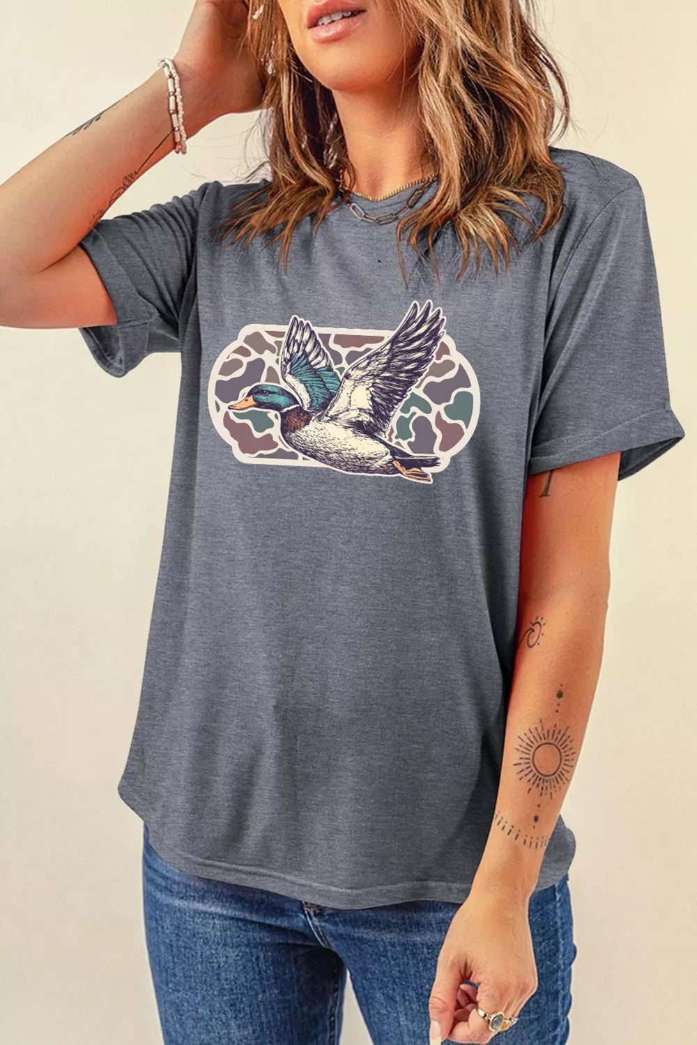 Graphic Round Neck Short Sleeve T-Shirt Secondary image