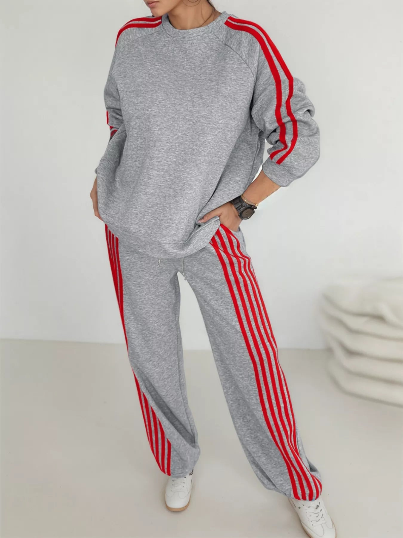 Casual Striped Sweatshirt and Pants Set Secondary image
