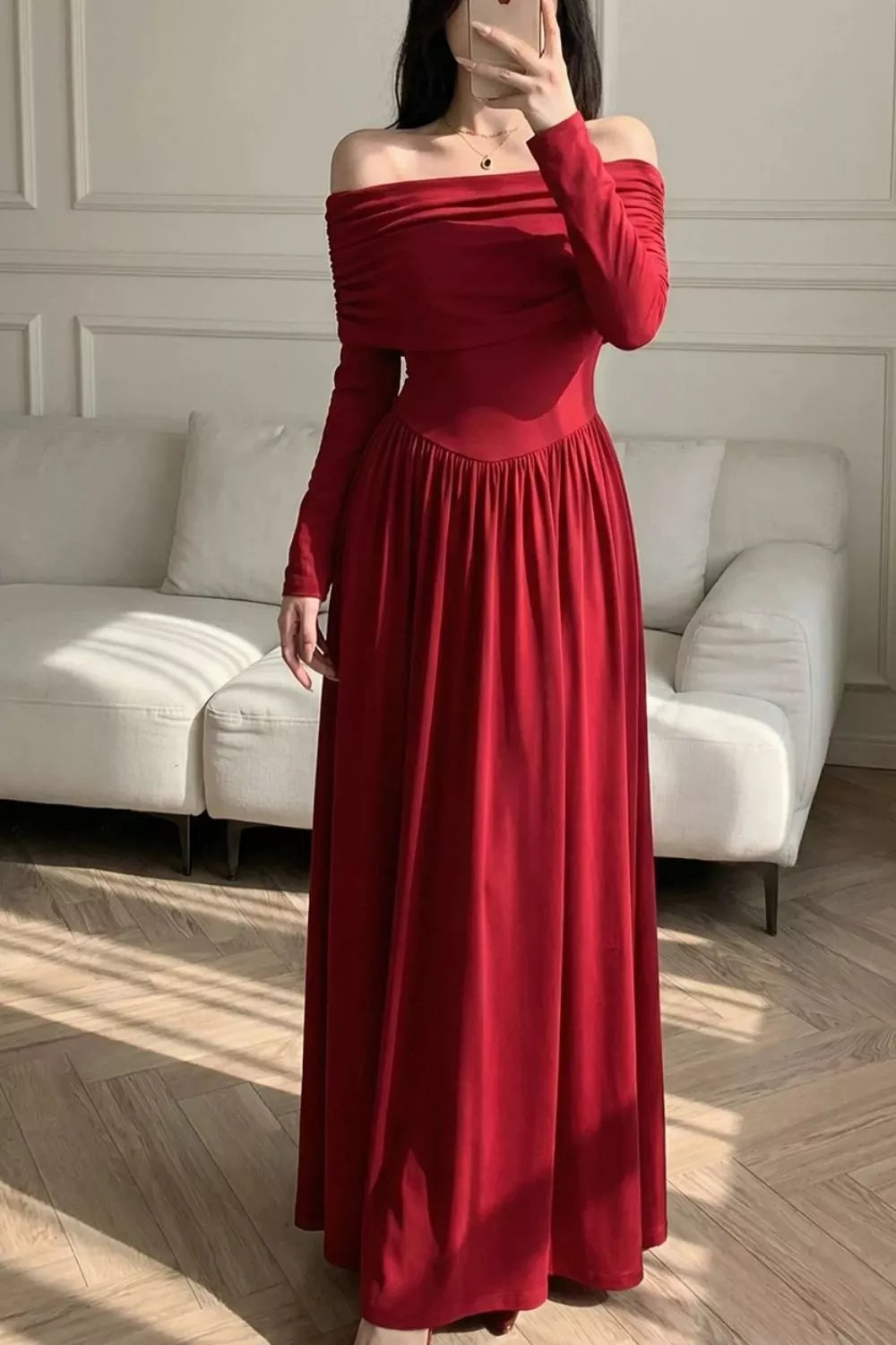 Off-Shoulder Ruched Bodycon Maxi Dress Secondary image