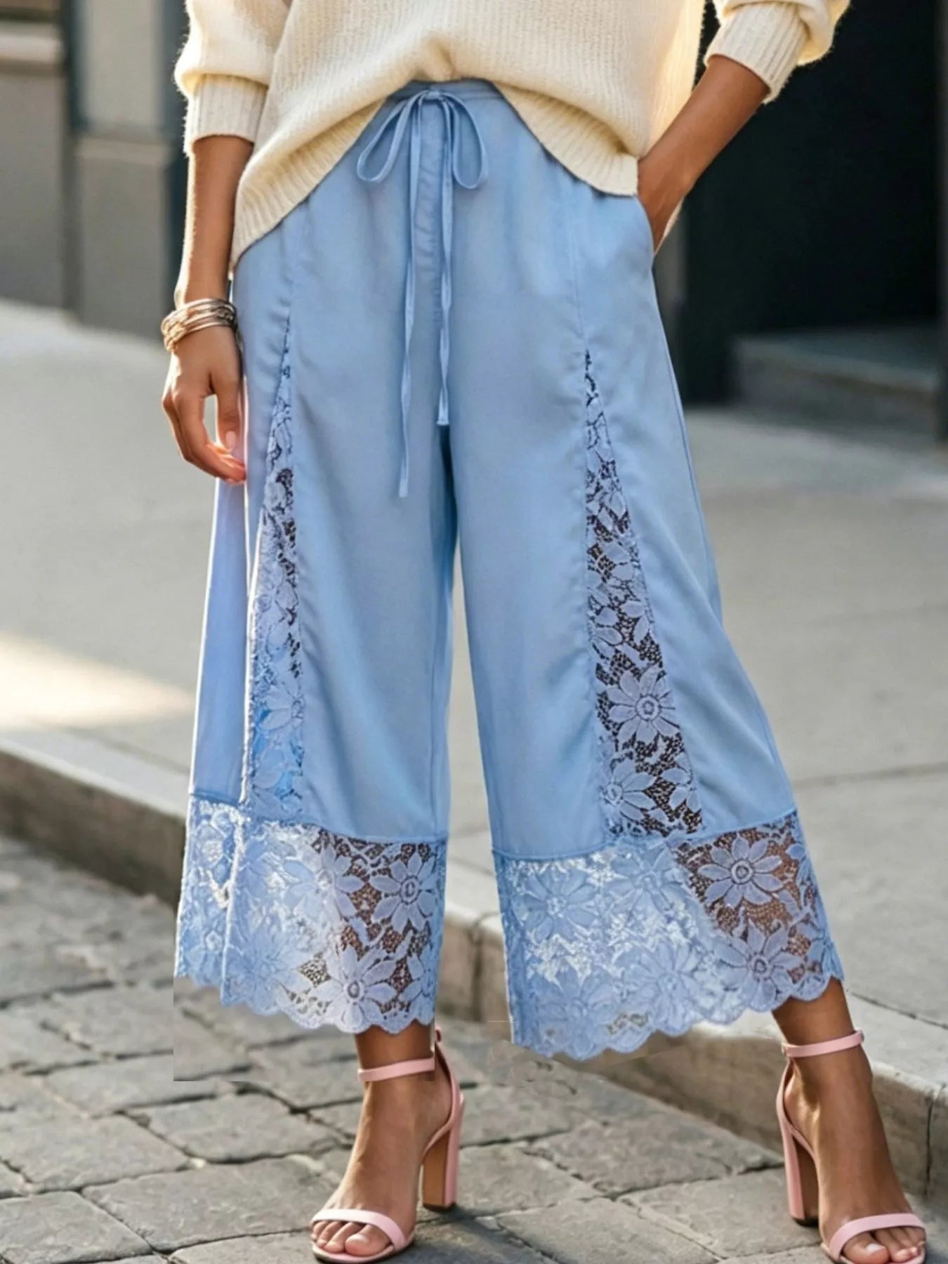 Lace Trim Wide-Leg Cropped Pants Secondary image