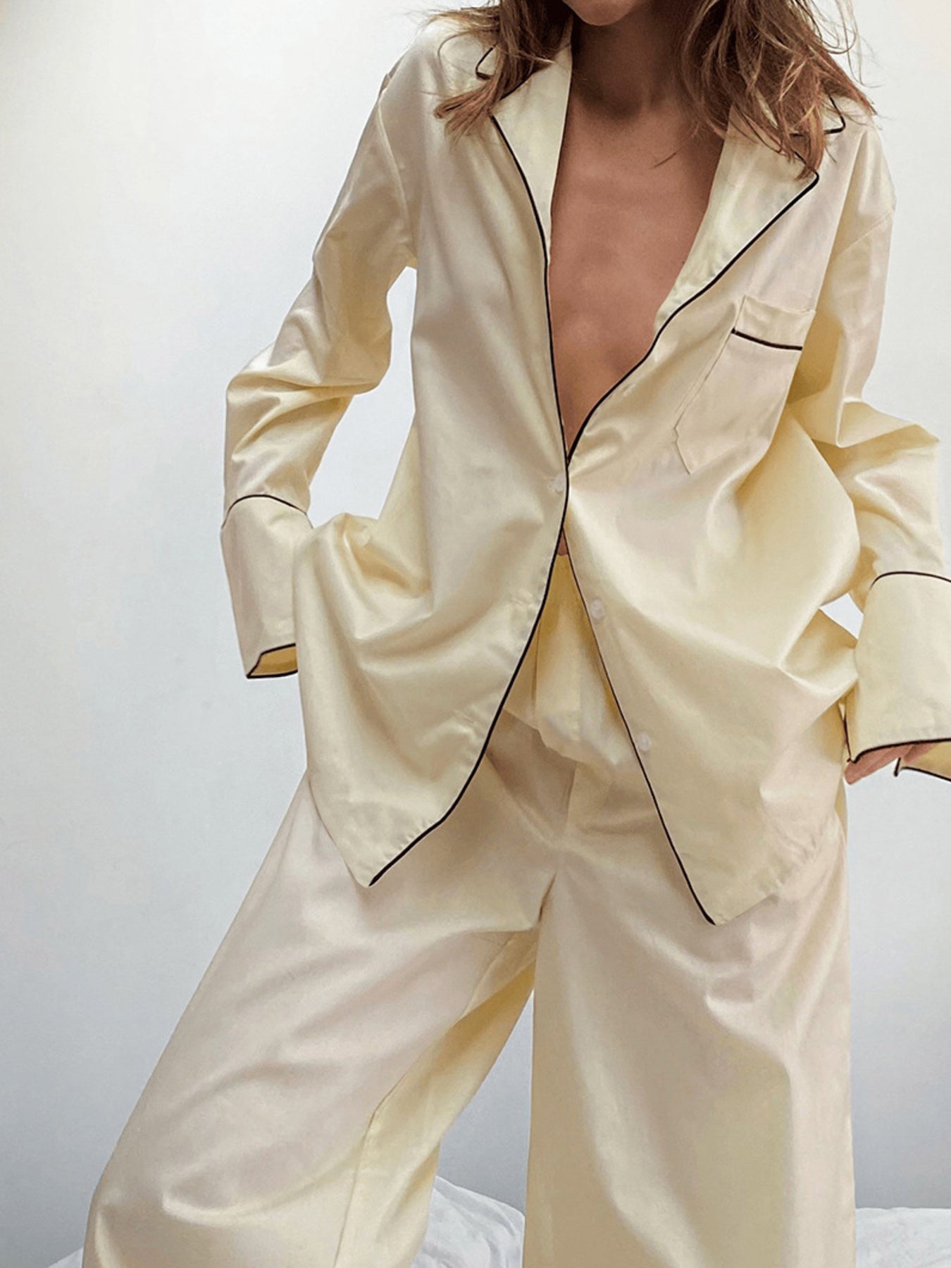 Contrast Trim Button Up Top and Pants Lounge Set Secondary image