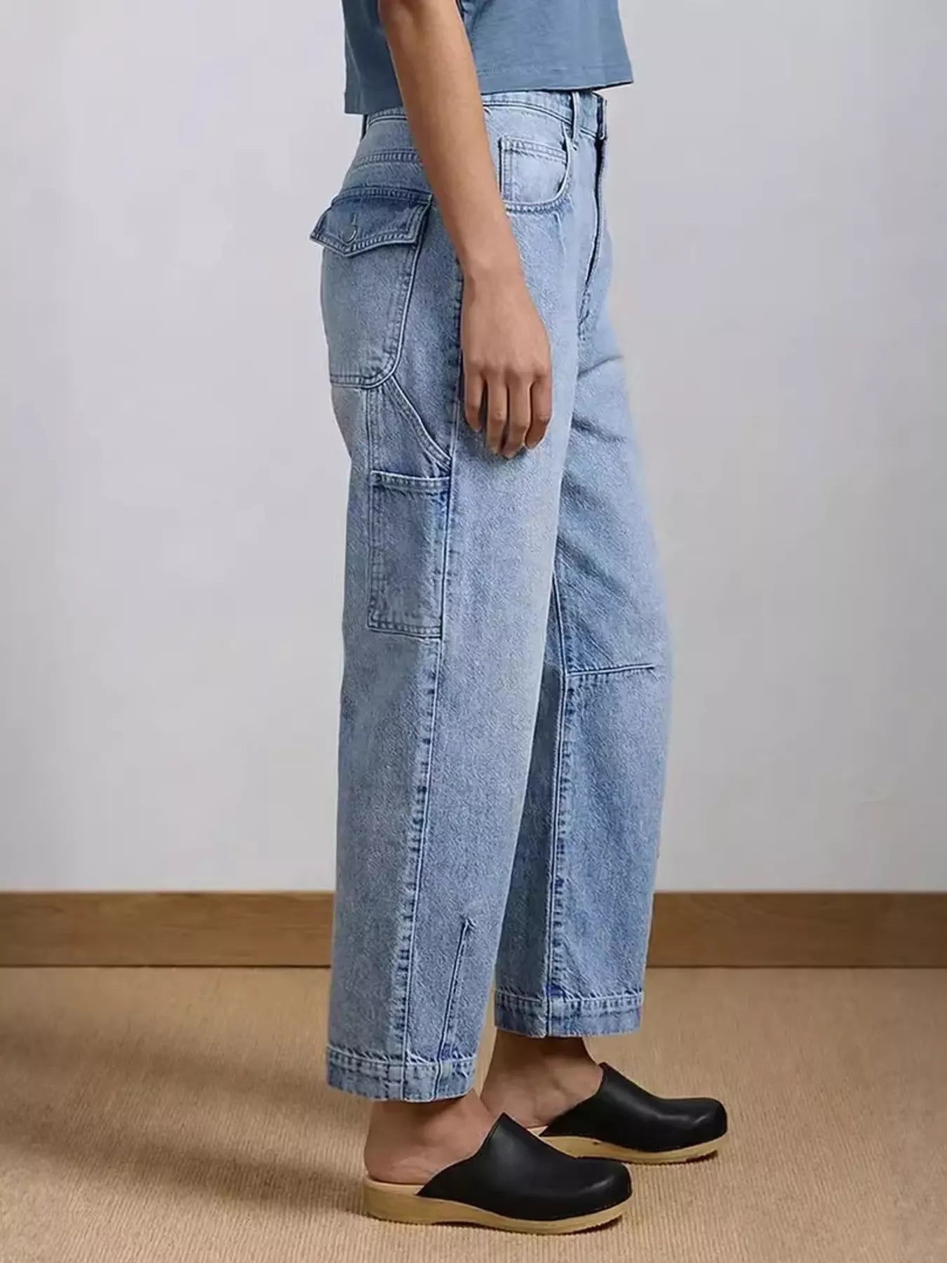 Washed Wide Leg Jeans Secondary image