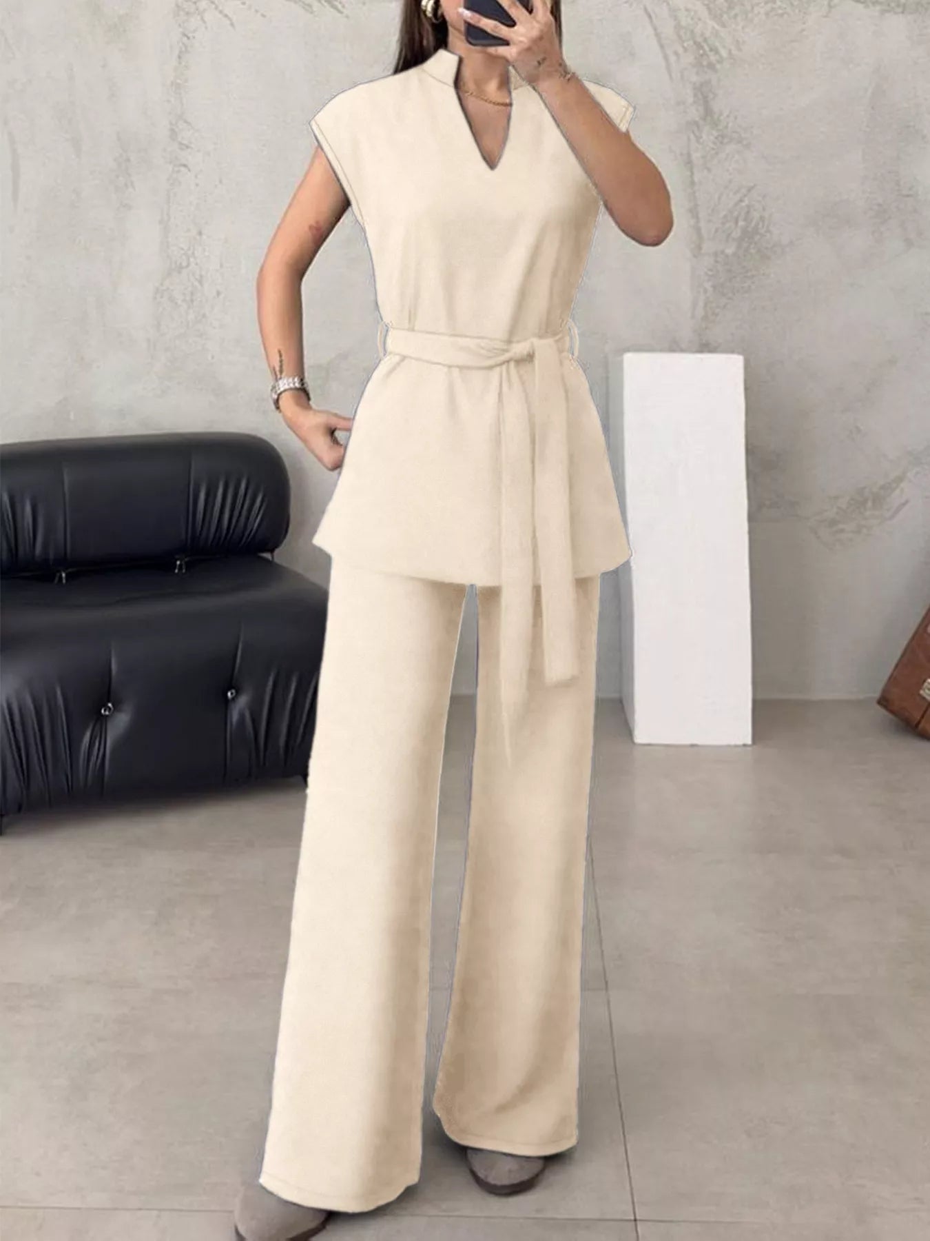 Sleeveless Top and Wide-Leg Pants Set Secondary image