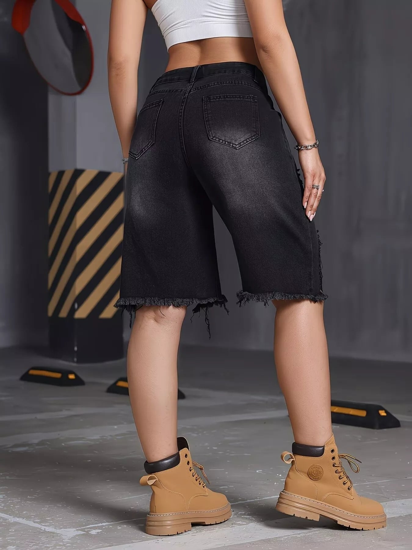 Distressed High Waist Denim Shorts Secondary image
