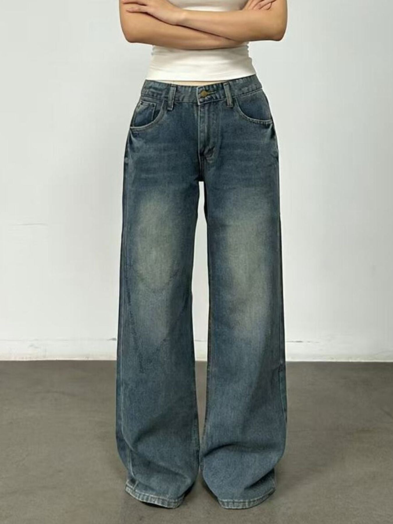 Vintage Wash Wide Leg Jeans Secondary image