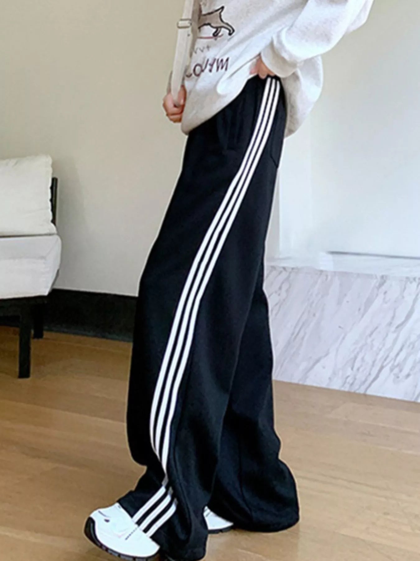 Striped Wide Leg Pants Secondary image
