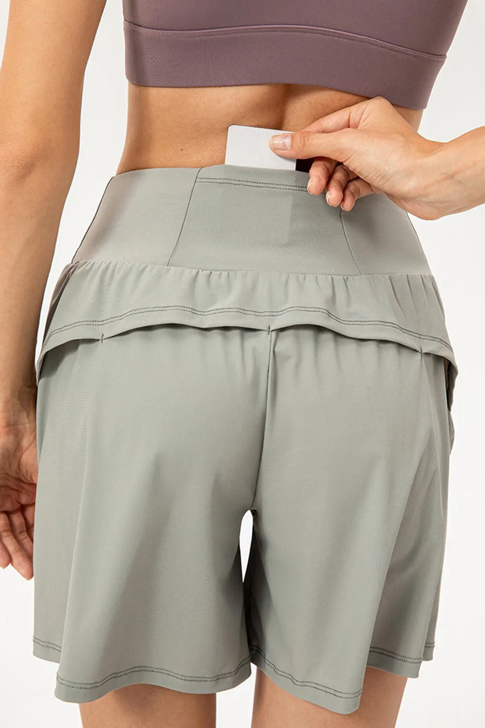 Pocketed Elastic Waist Active Shorts Secondary image