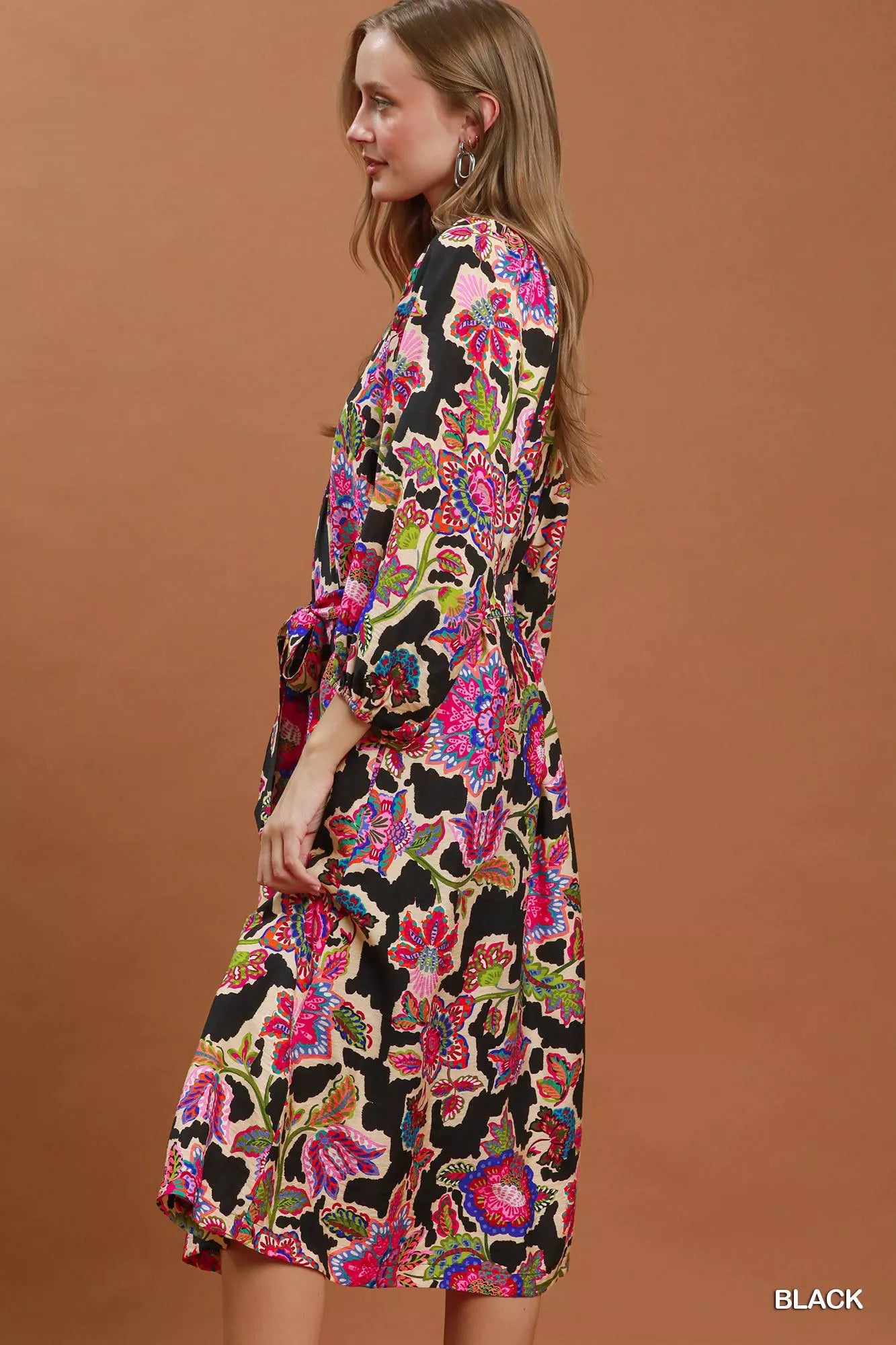 Umgee Abstract Print Embroidered Belted Midi Dress Secondary image