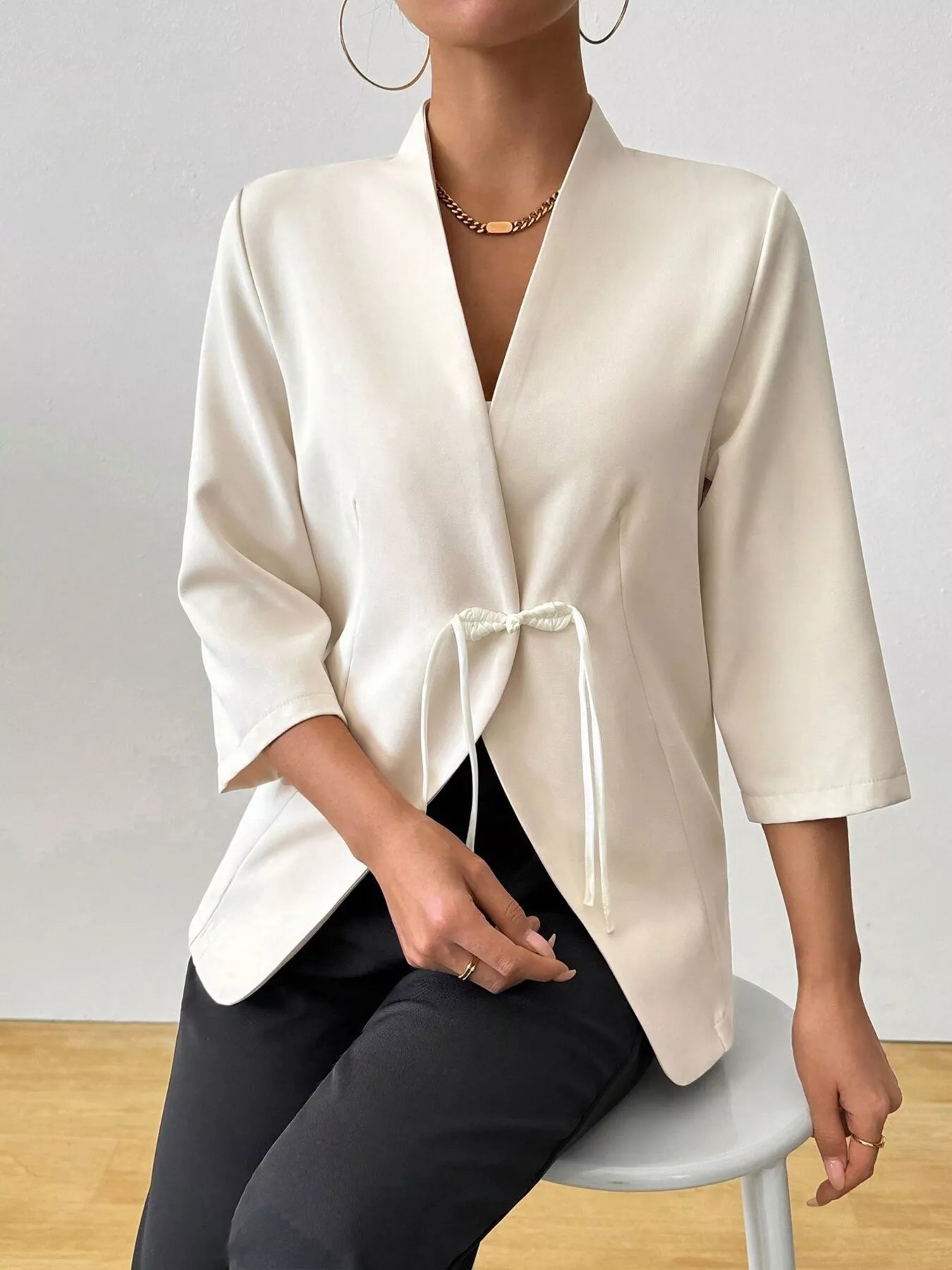 Three-Quarter Sleeves Blazer Secondary image