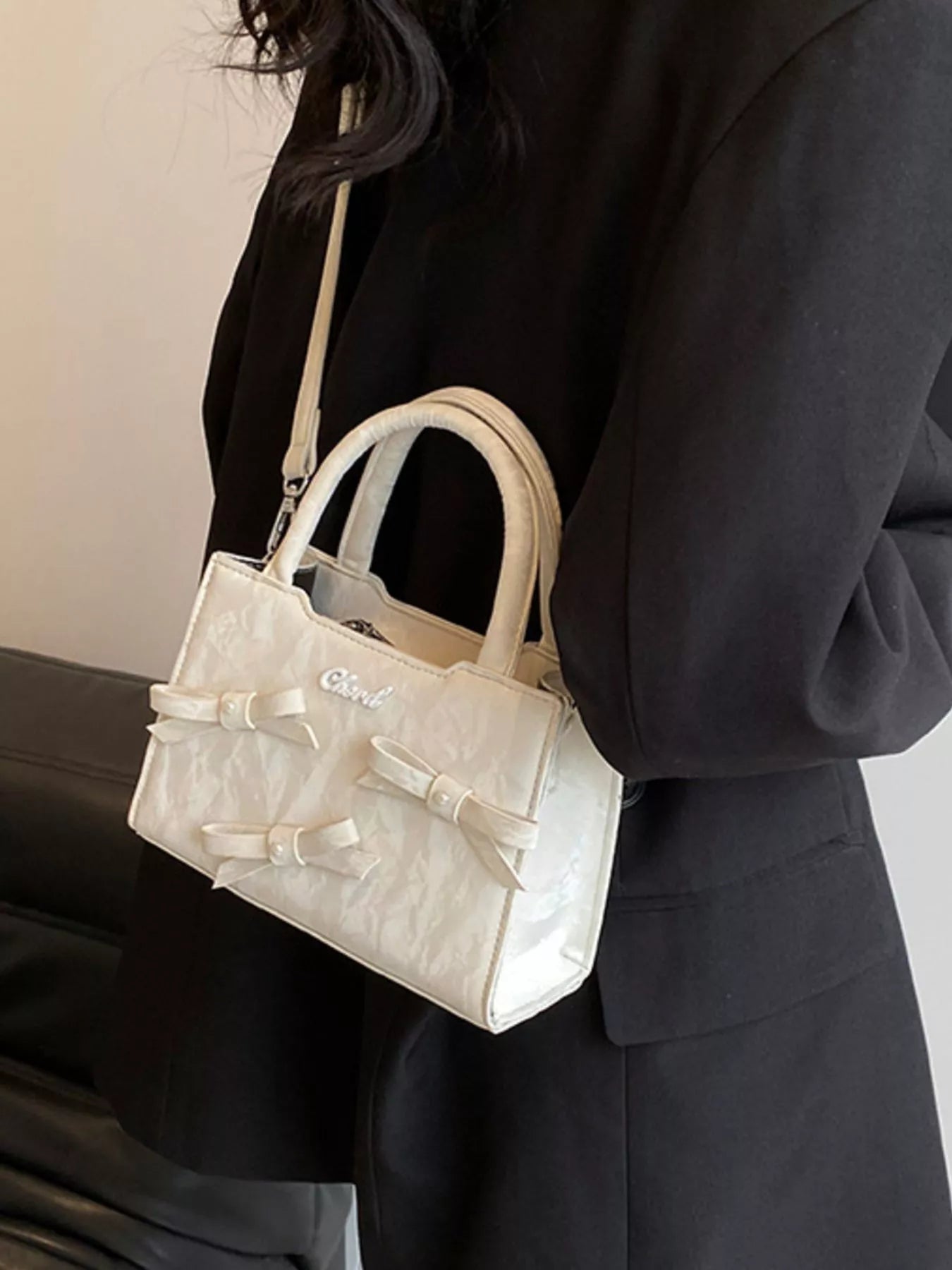 Bow Decor Crossbody Bag Secondary image