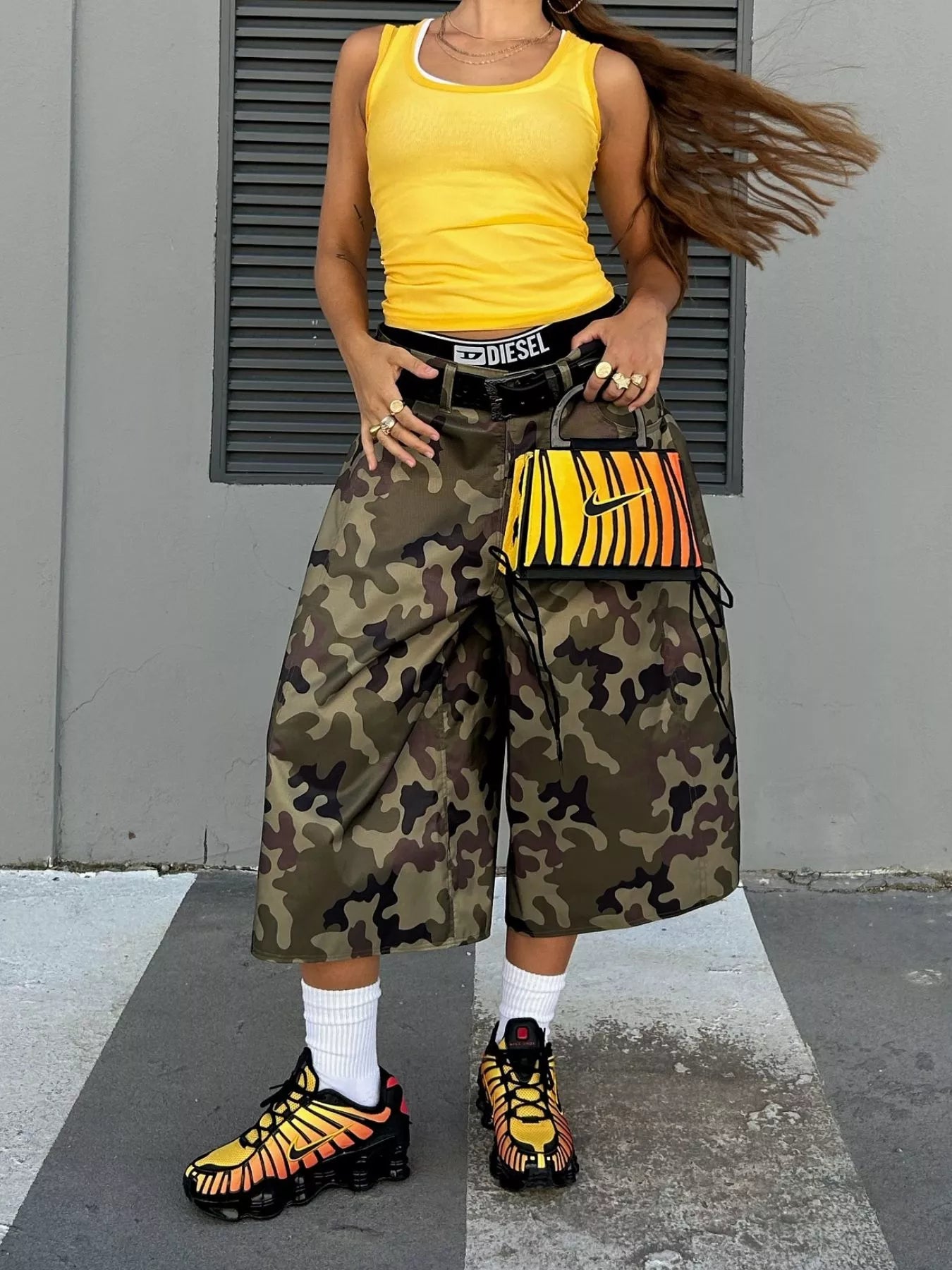 Camouflage Wide-Leg Cropped Pants Secondary image