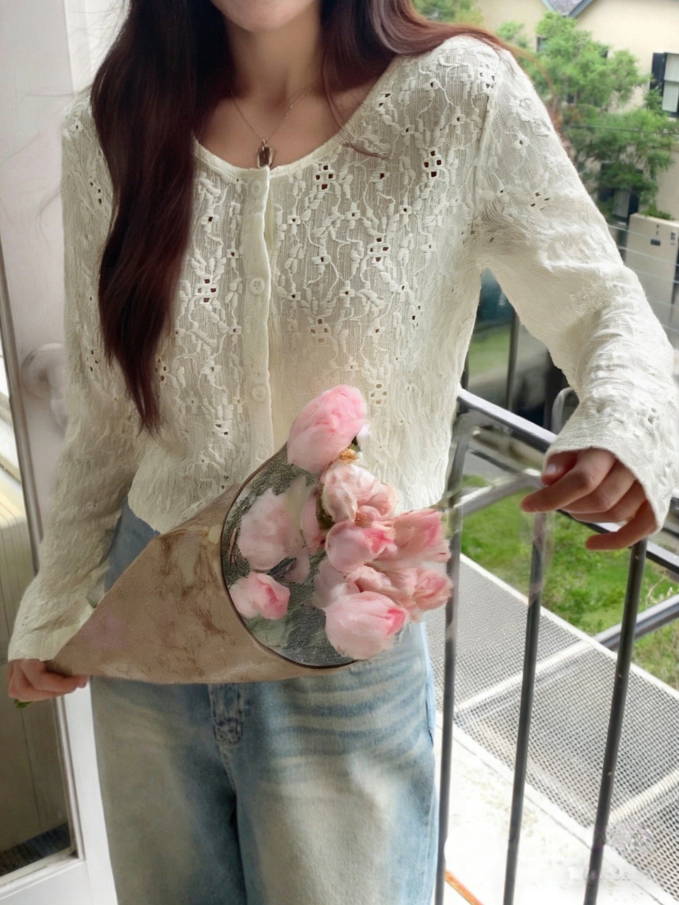56bcf2da-ca31-4bca-9dd0-a730337288f0-Max Main image