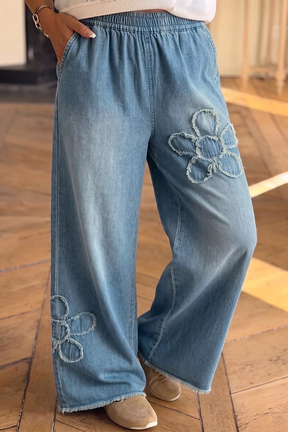 Frayed Floral Patch Wide Leg Raw Hem Wide Leg Jeans Secondary image