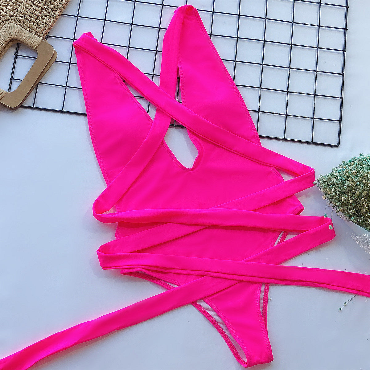 Halter Neck Deep V Tied One-Piece Swimsuit Secondary image