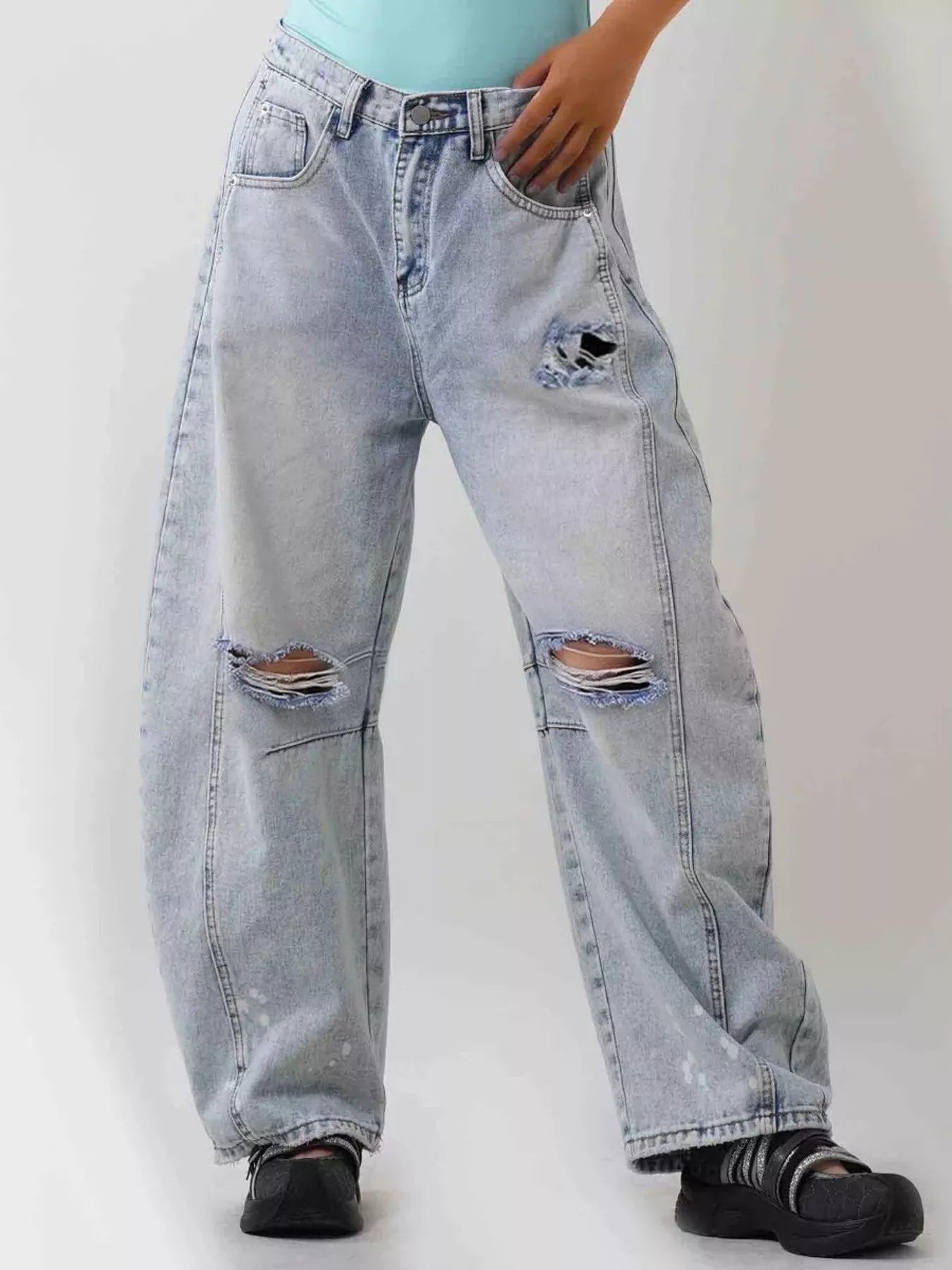Distressed Wide Leg Jeans Secondary image