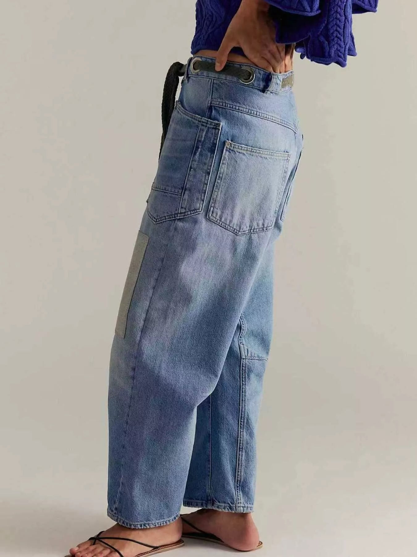 Washed Relaxed Fit Jeans Secondary image