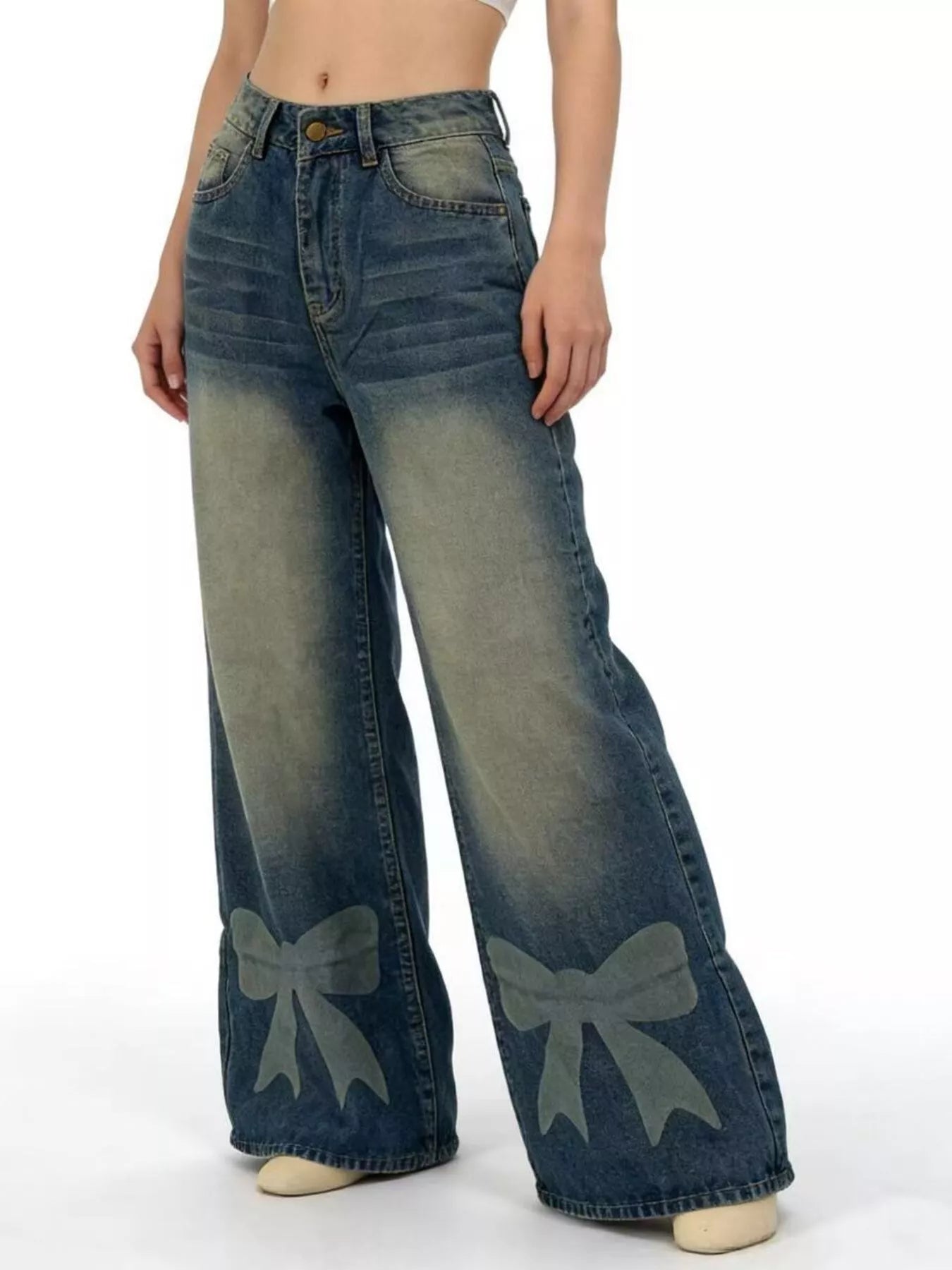 Bow Wide Leg Jeans Secondary image