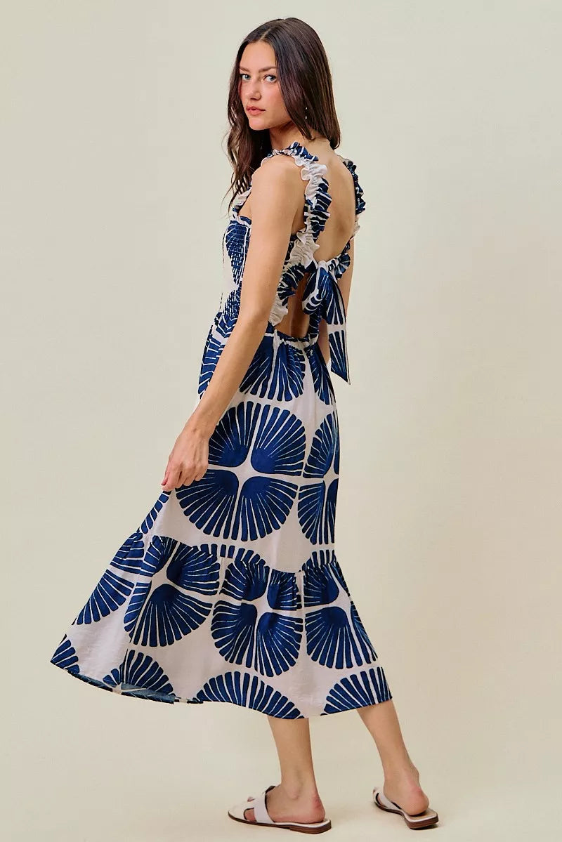 SO ME Abstract Print Smocked Bodice Tiered Lined Midi Dress Secondary image