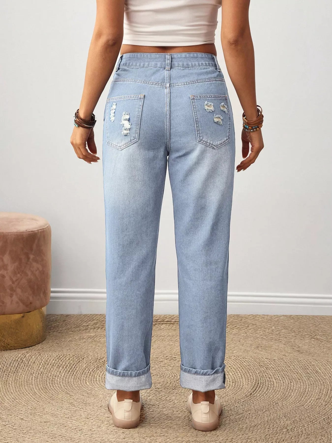 Embroidered Flower Distressed Jeans Secondary image
