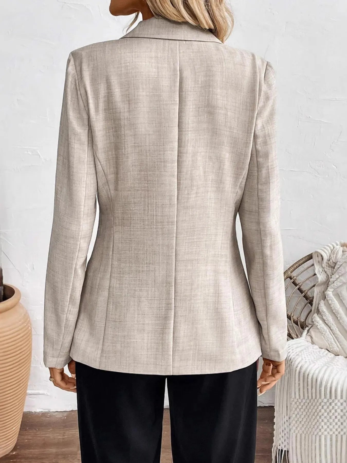 One Button Lapel Collar Blazer Secondary image