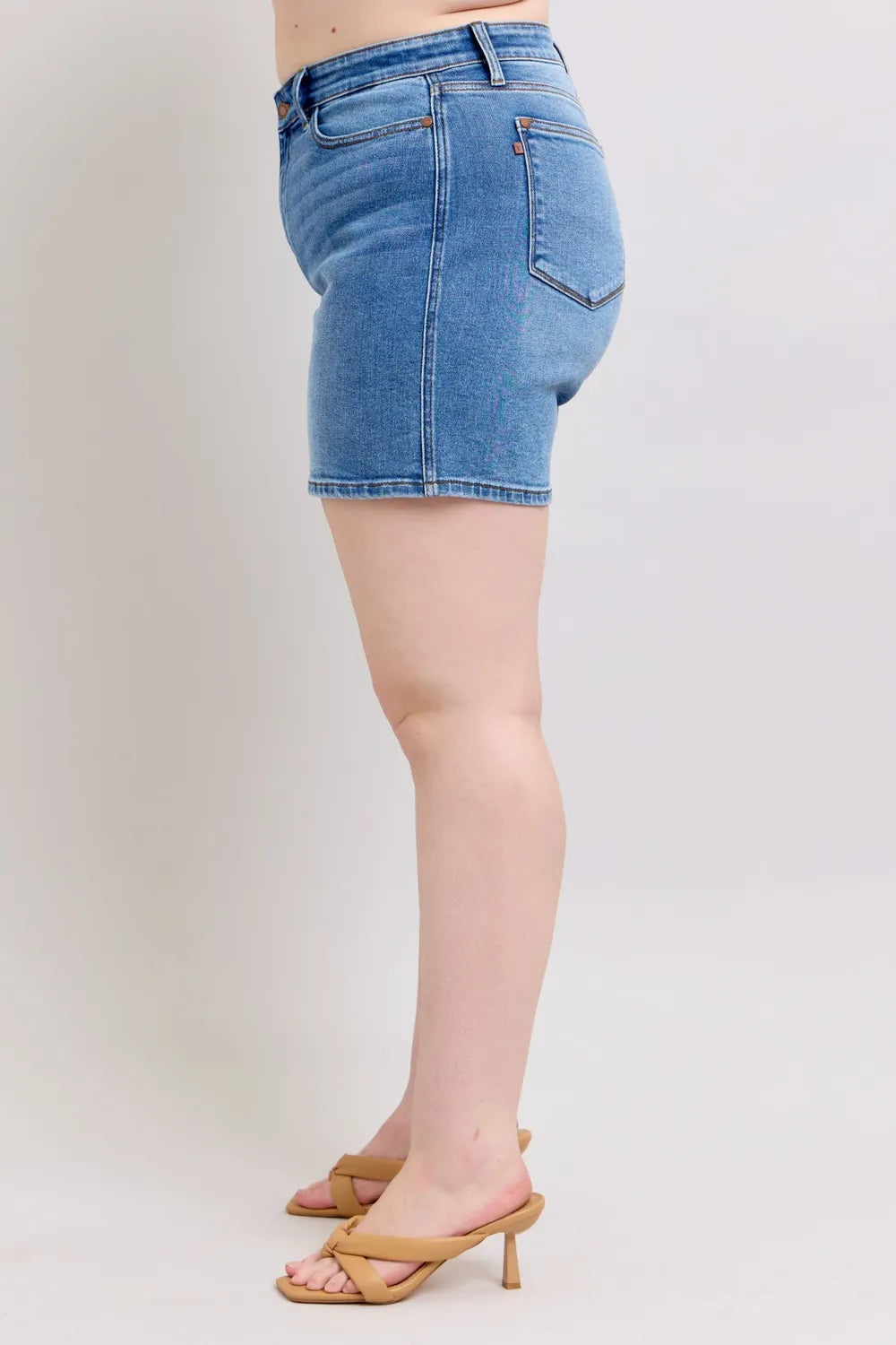Judy Blue Full Size 2 Button Denim Shorts with Pockets Plus Size Secondary image