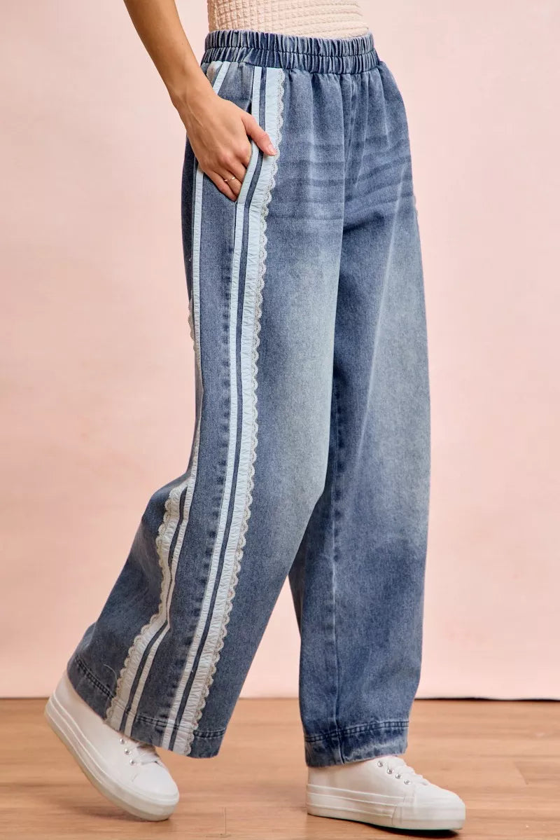 BiBi Washed Lace Contrast Sided Jeans Secondary image