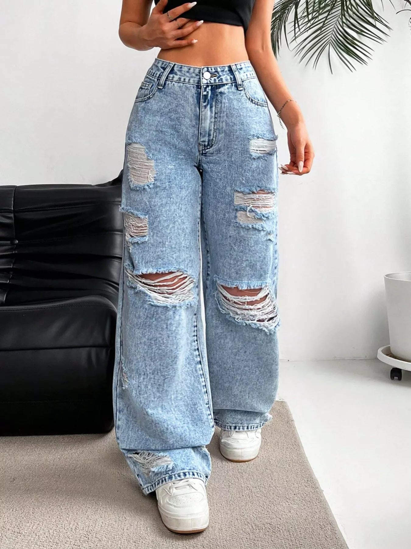 Distressed Wide-Leg Jeans Secondary image