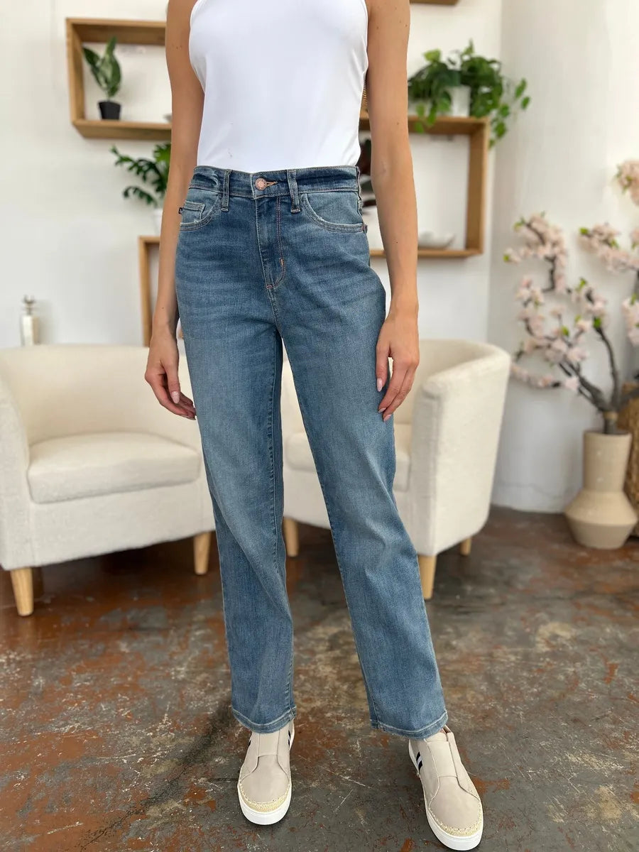 Judy Blue Full Size High Waist Straight Jeans Secondary image
