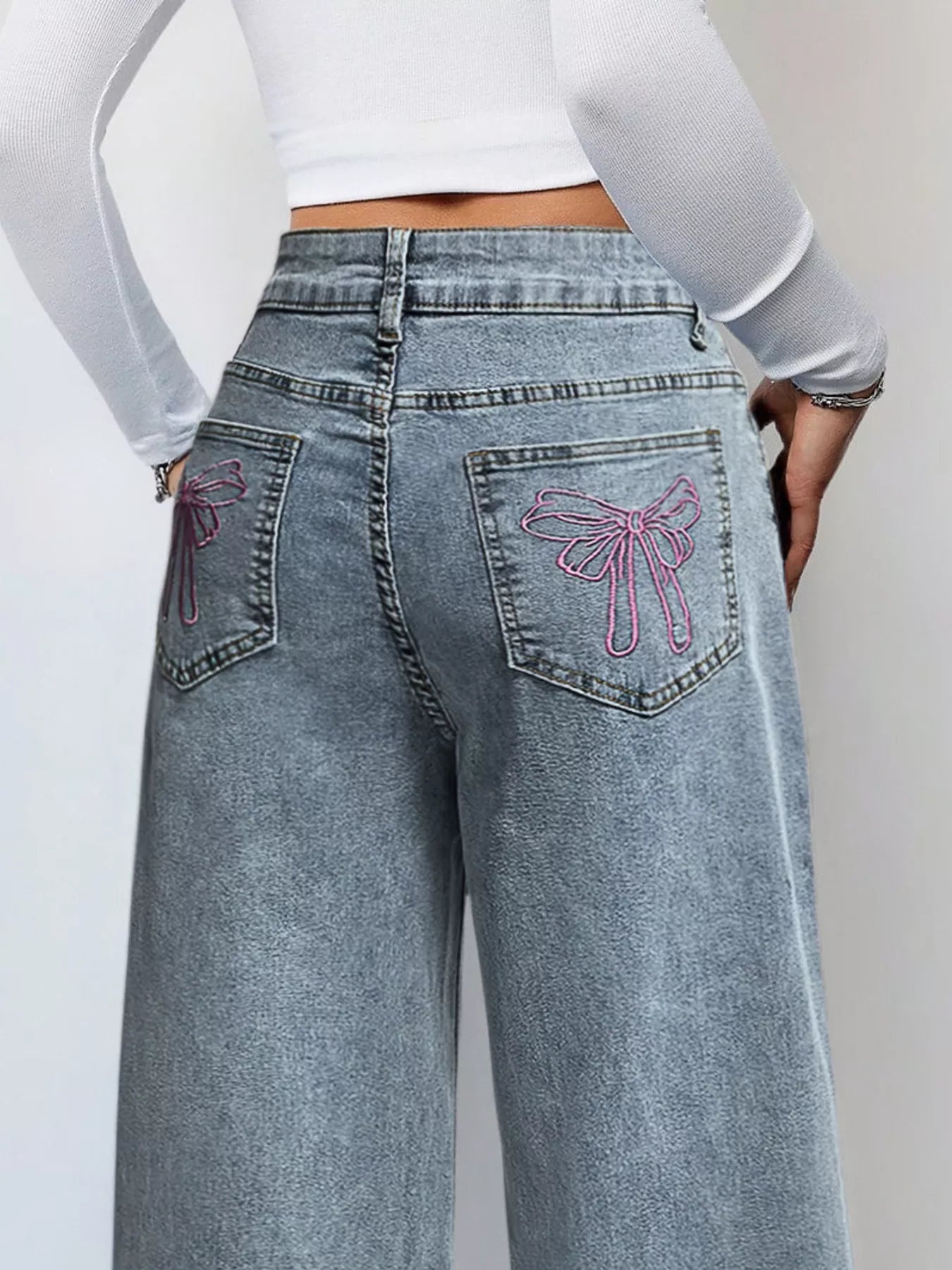 Wide Leg High Waist Jeans Secondary image