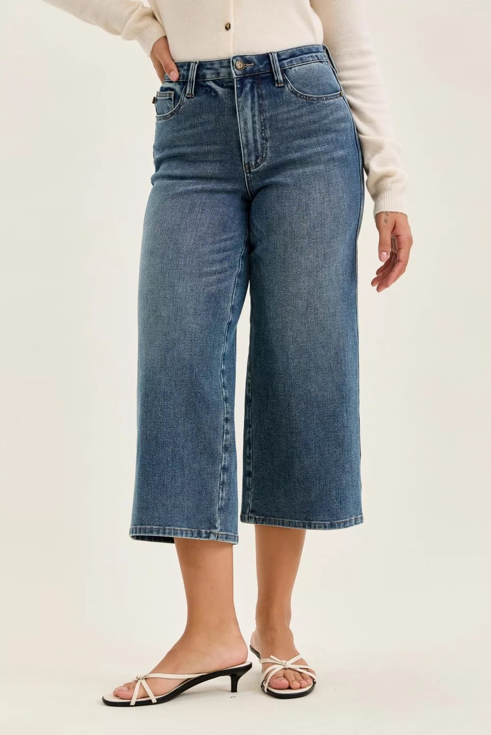 Judy Blue High Waist "Dottie" Wide Crop Md Quarry Fade Jeans Secondary image
