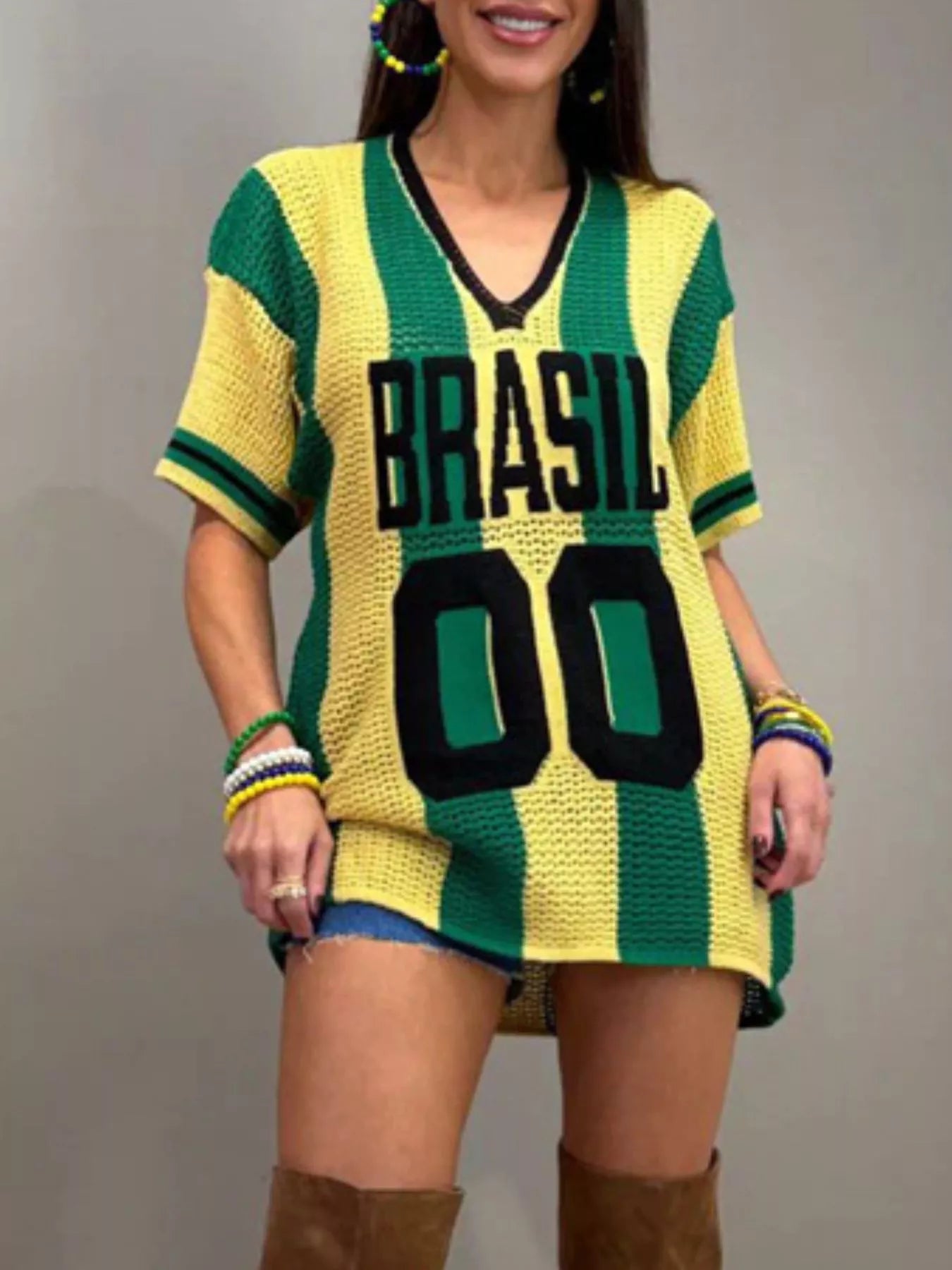 Letter Color Block V-Neck Sweater Secondary image