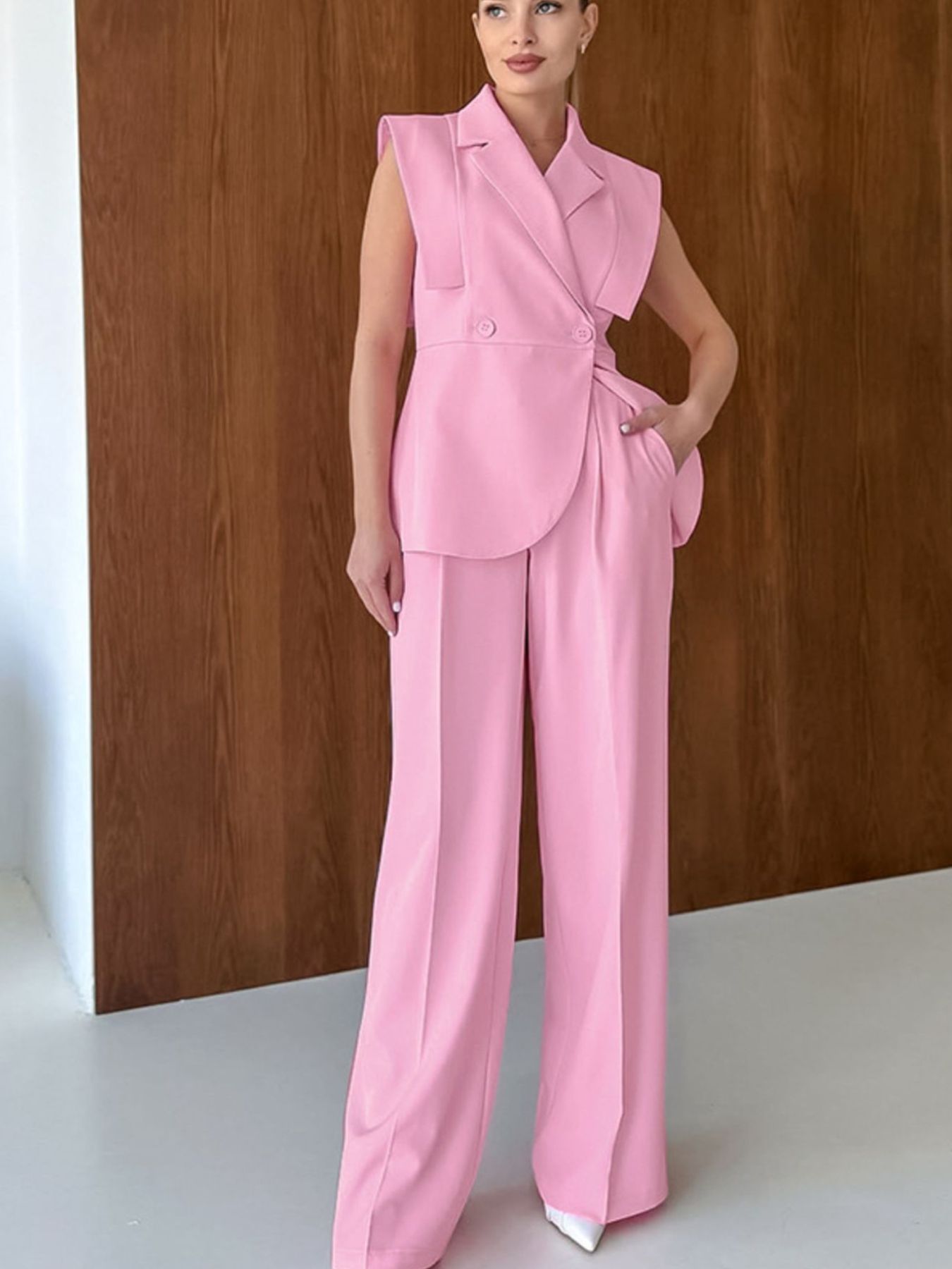 Sleeveless Blazer & Wide Leg Pants Set Secondary image