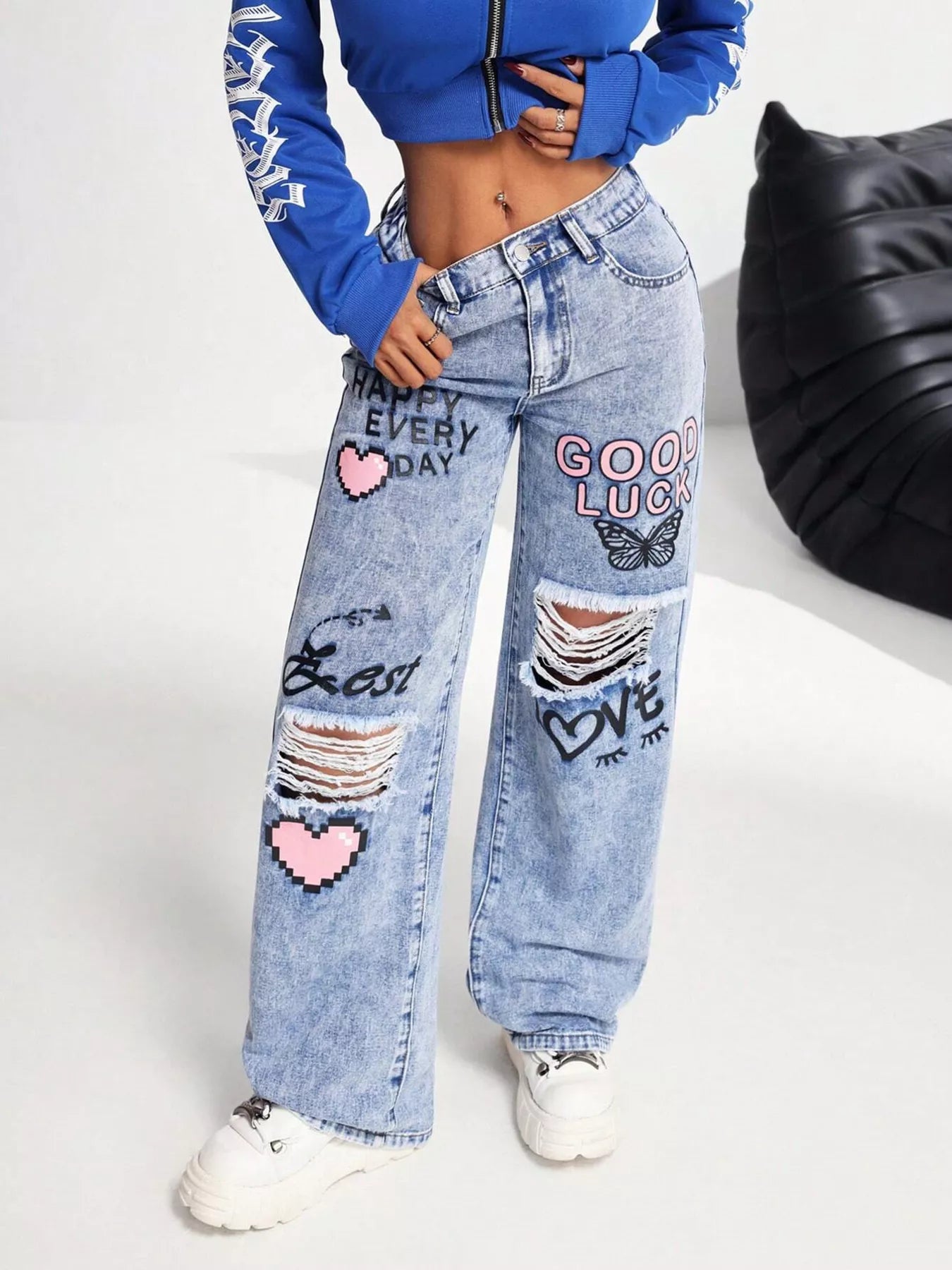 Graffiti Print Ripped Wide Leg Jeans Secondary image