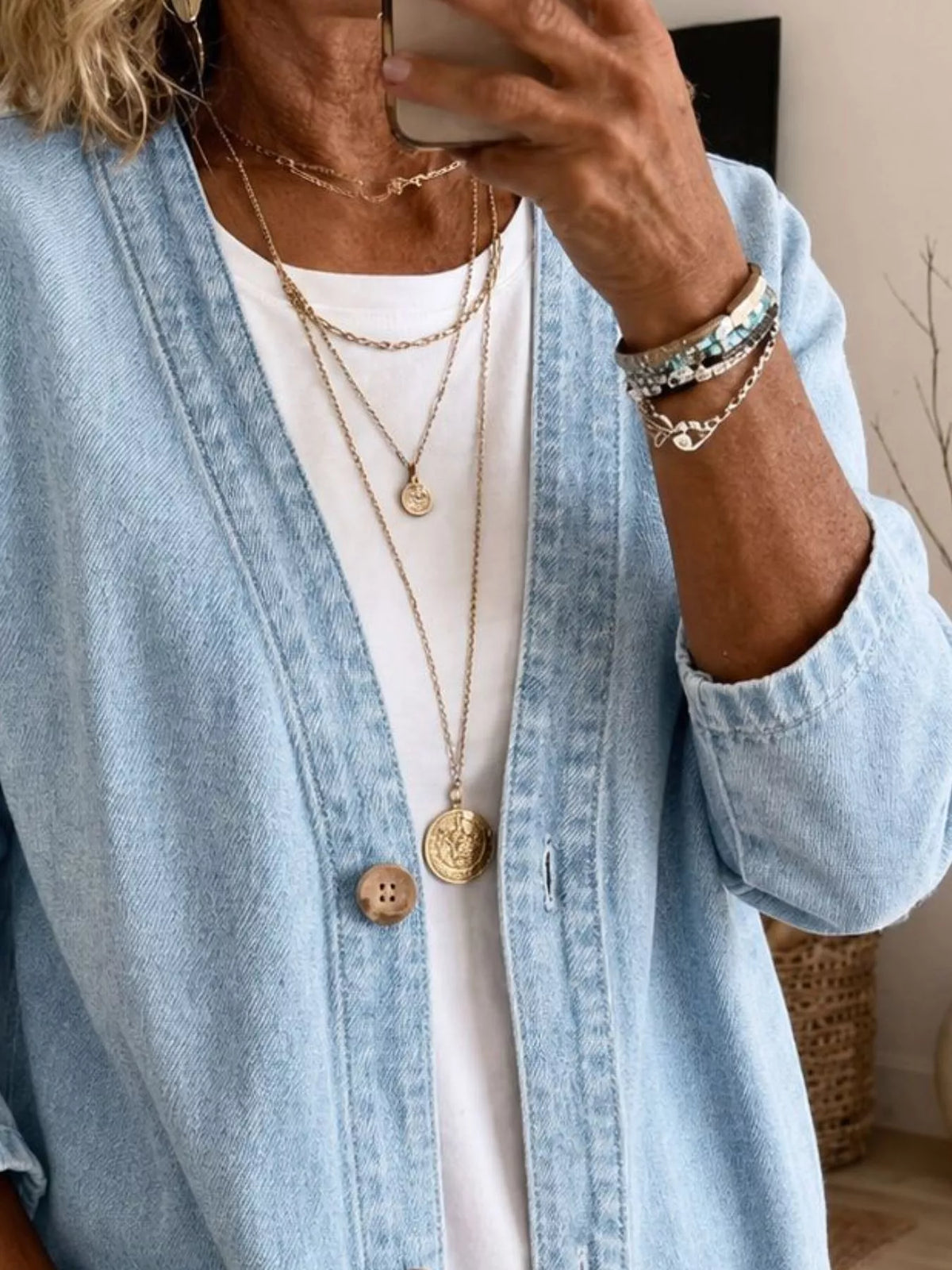 Women's V-Neck Button-Down Denim Jacket – Classic Cotton Jacket in 4 Colors - photo 3