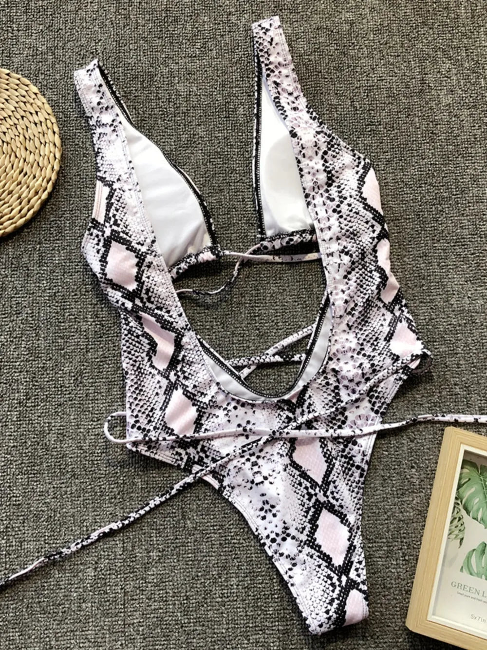 Lace-Up Backless Plunge One-Piece Swimwear Secondary image